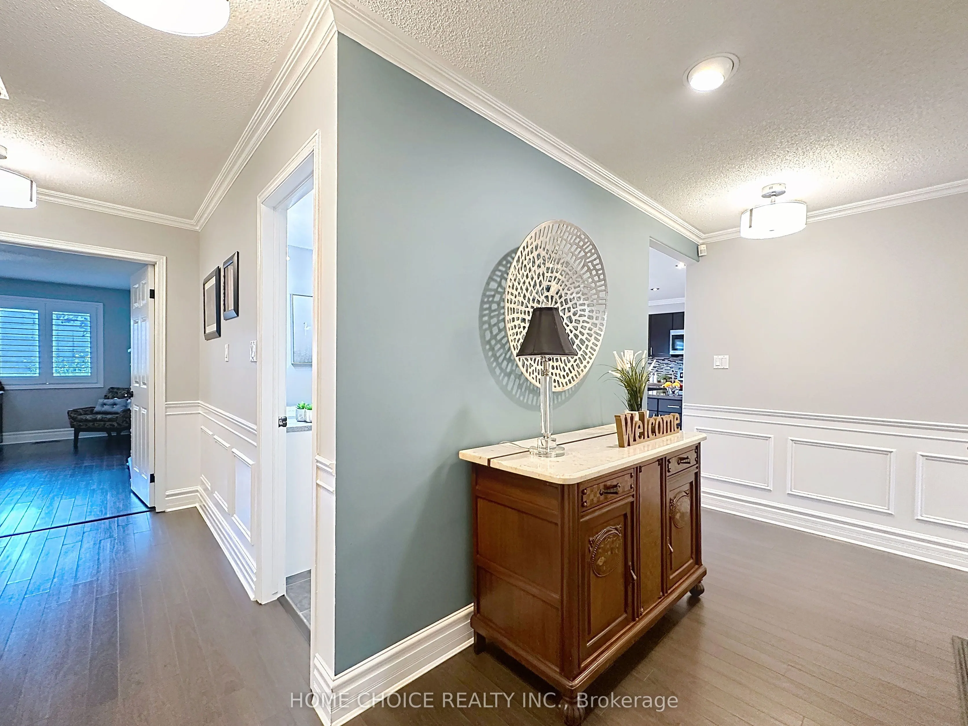 49 Riviera Ridge