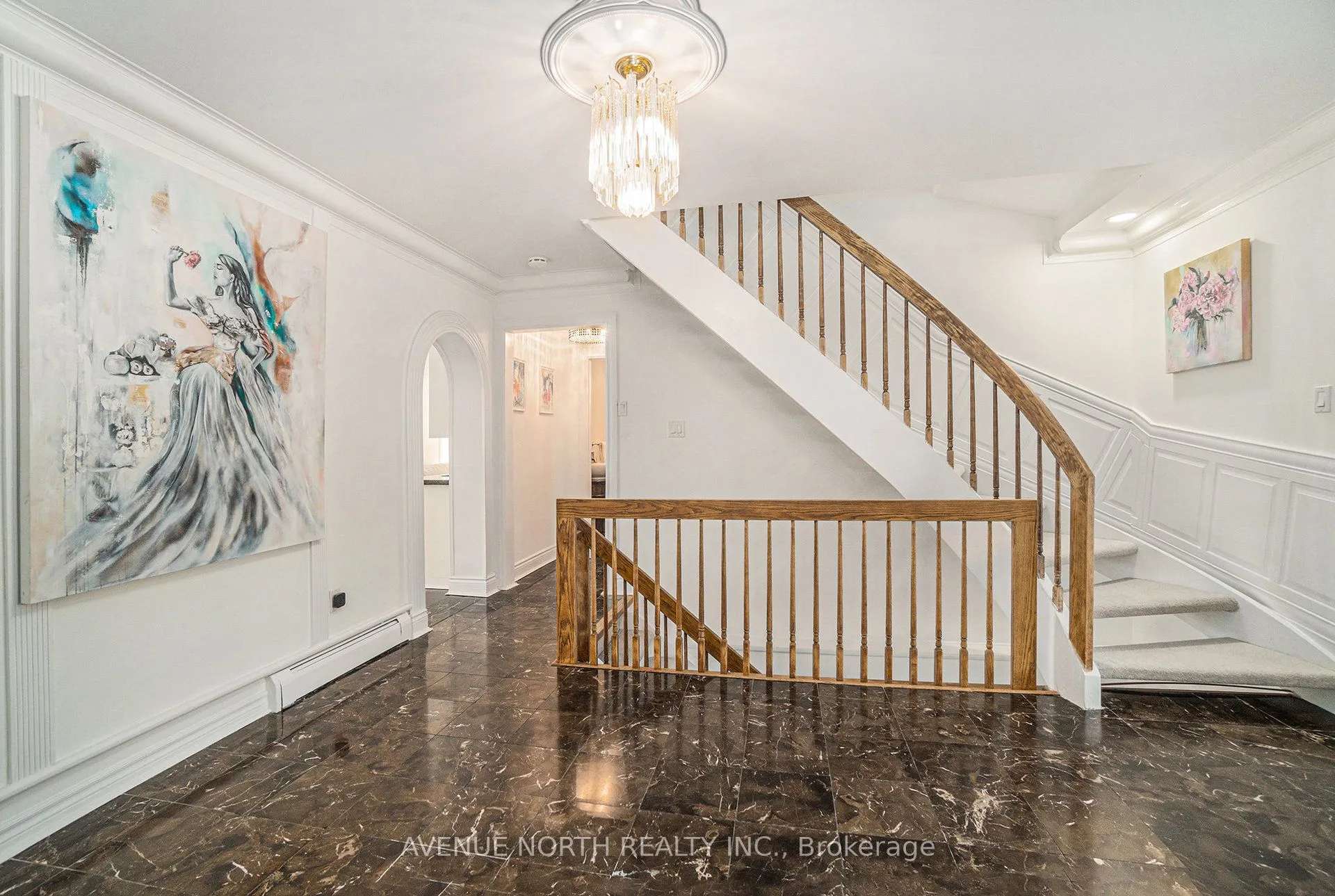 6 Mosgrove Avenue