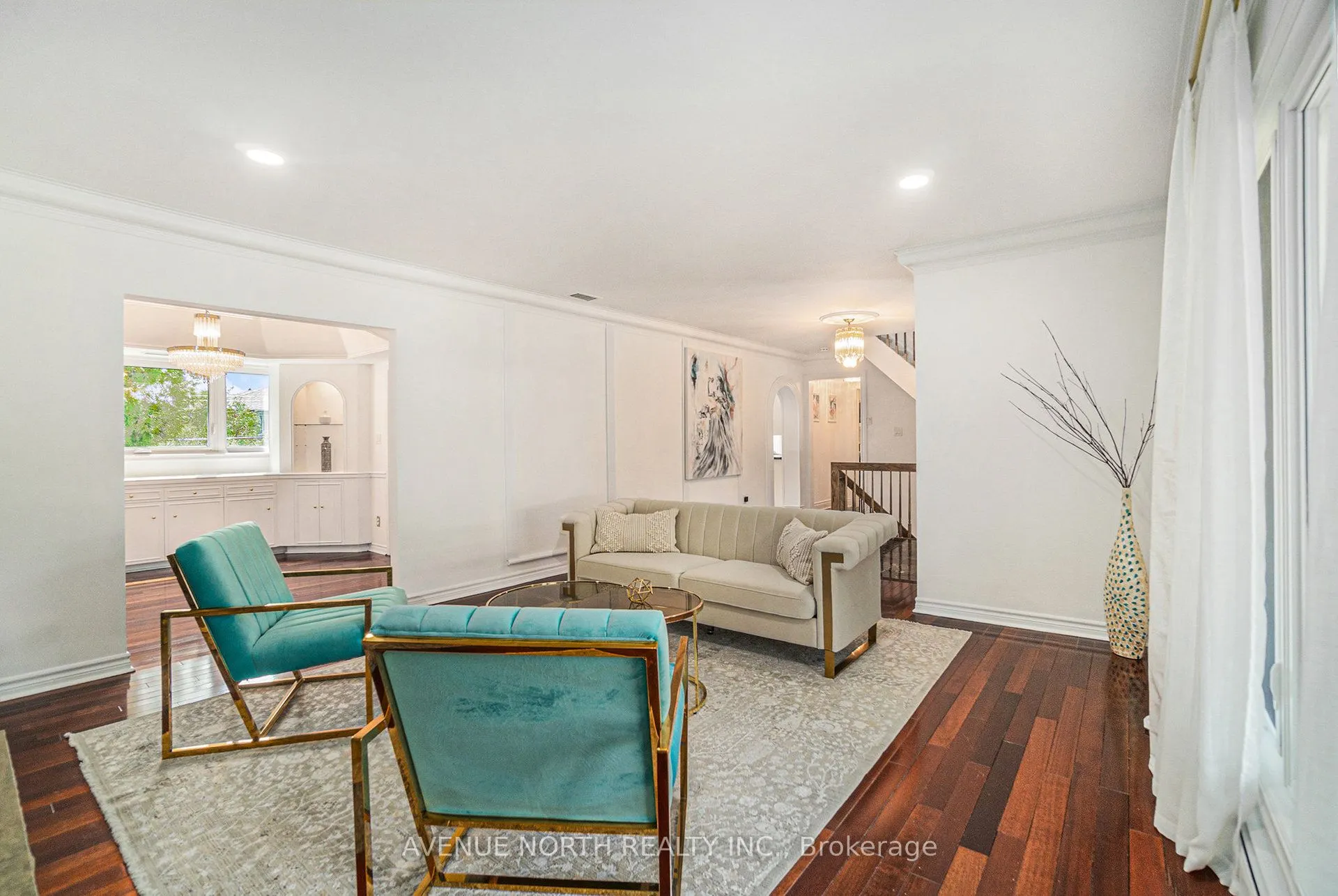 6 Mosgrove Avenue