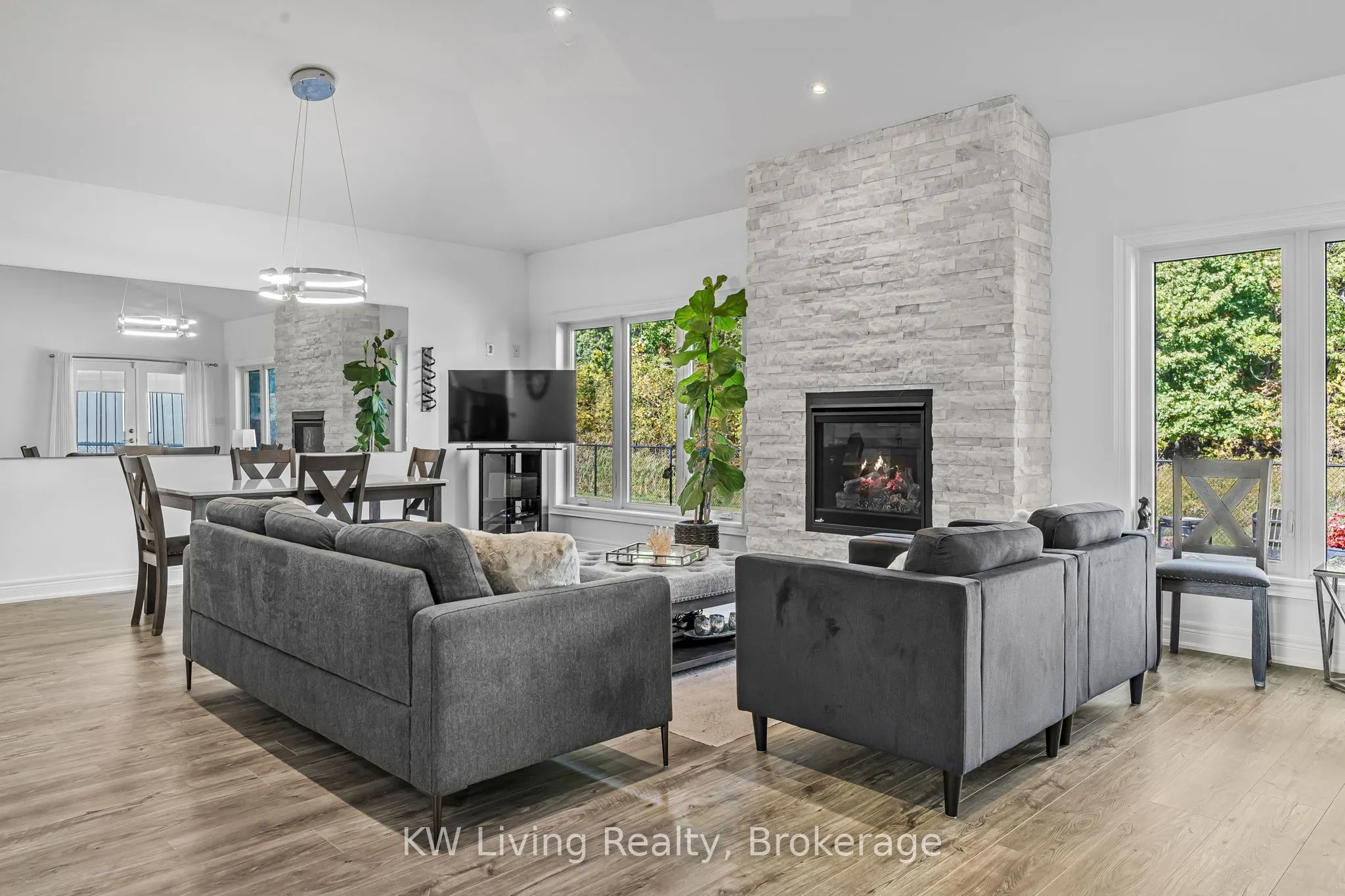 3340 Whispering Woods Trail