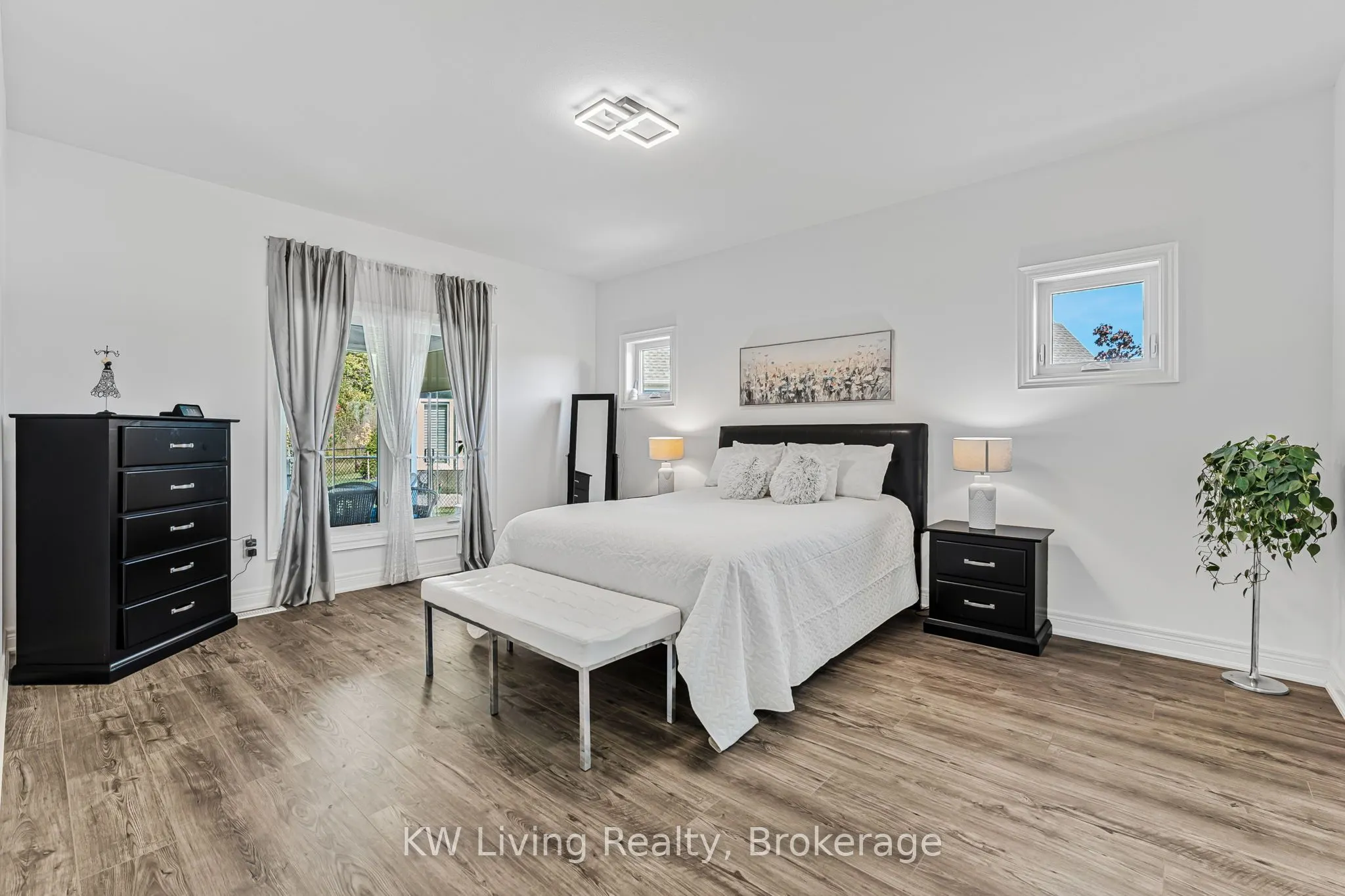 3340 Whispering Woods Trail