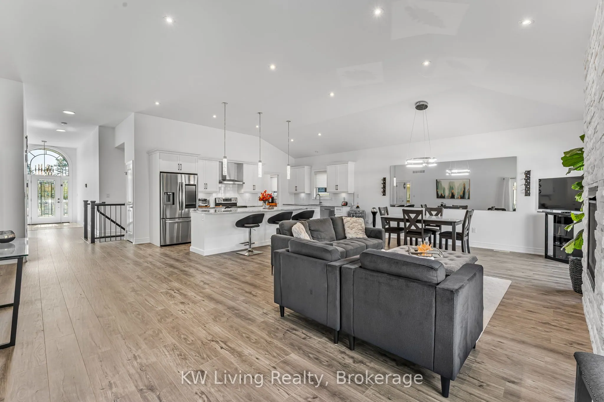 3340 Whispering Woods Trail