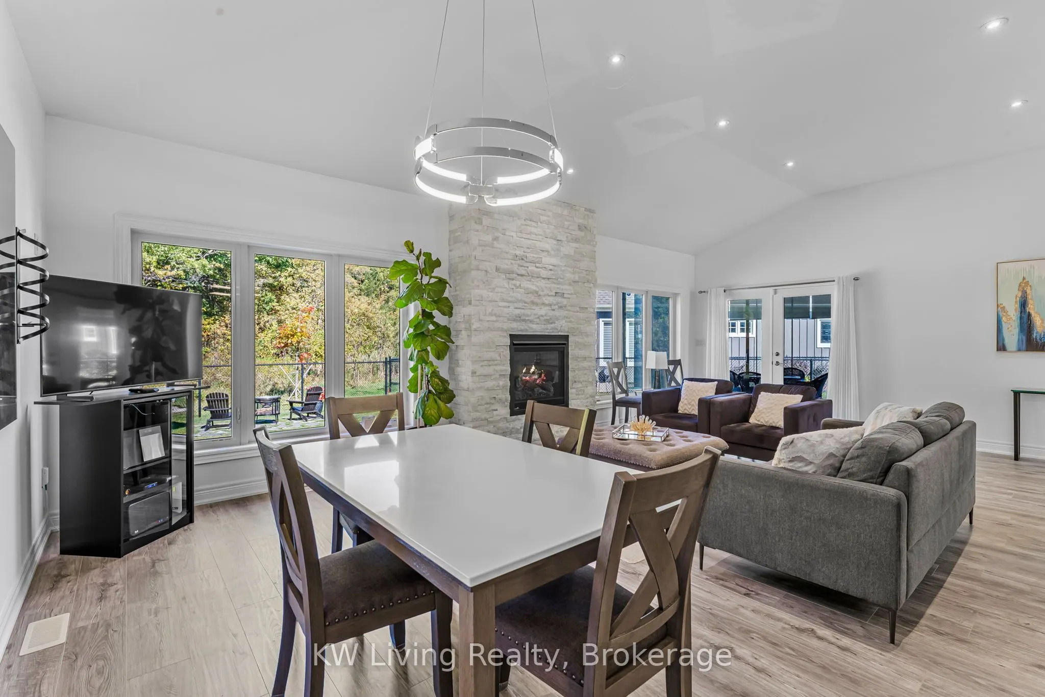 3340 Whispering Woods Trail