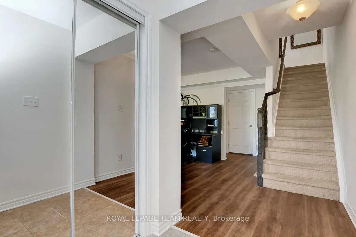 3865 STRANDHERD Drive