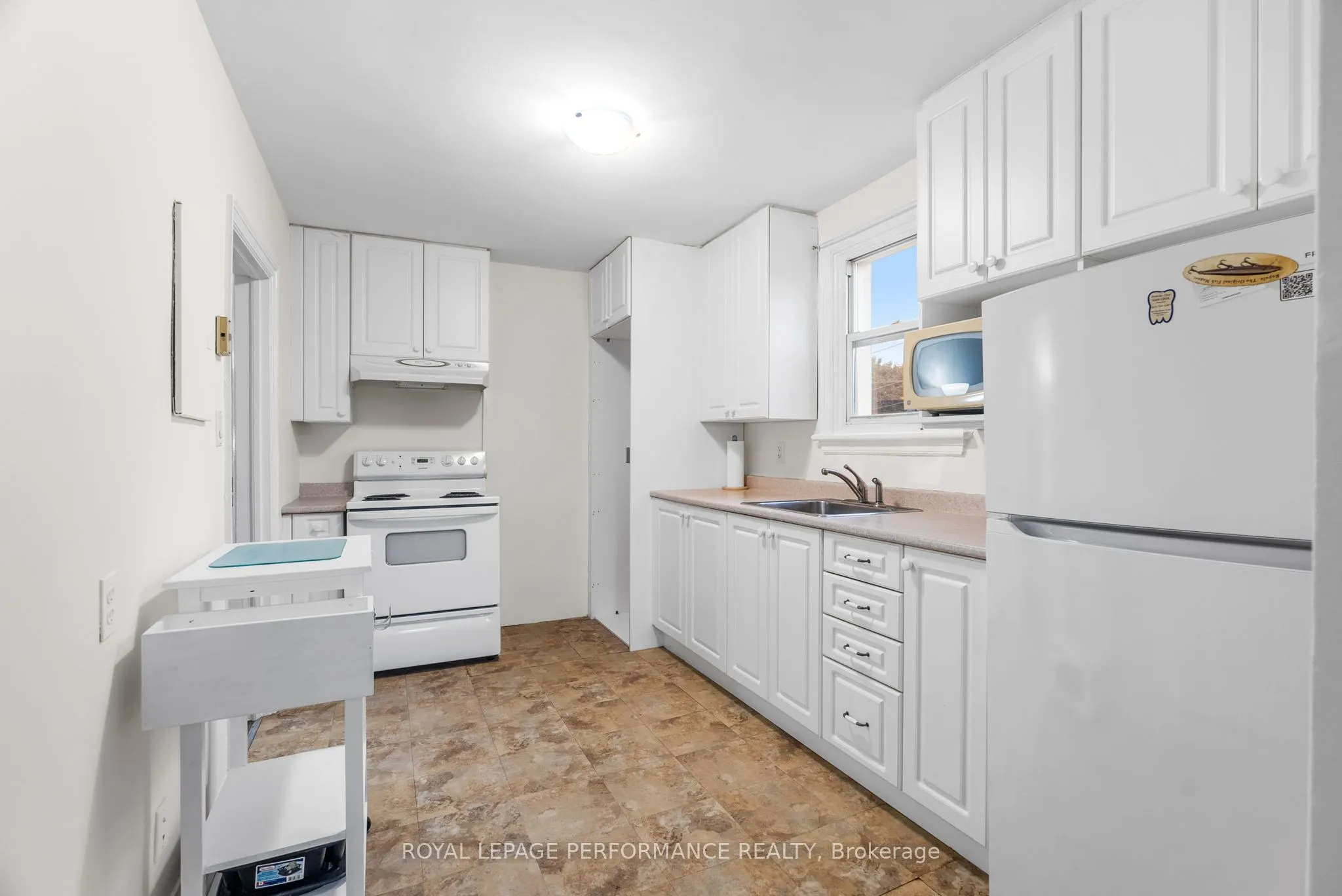 72 Dagmar Avenue