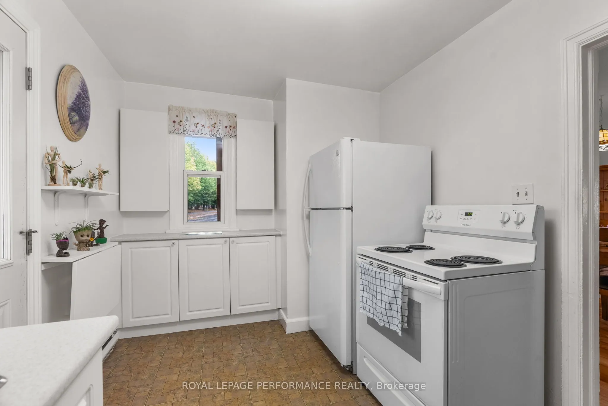 72 Dagmar Avenue