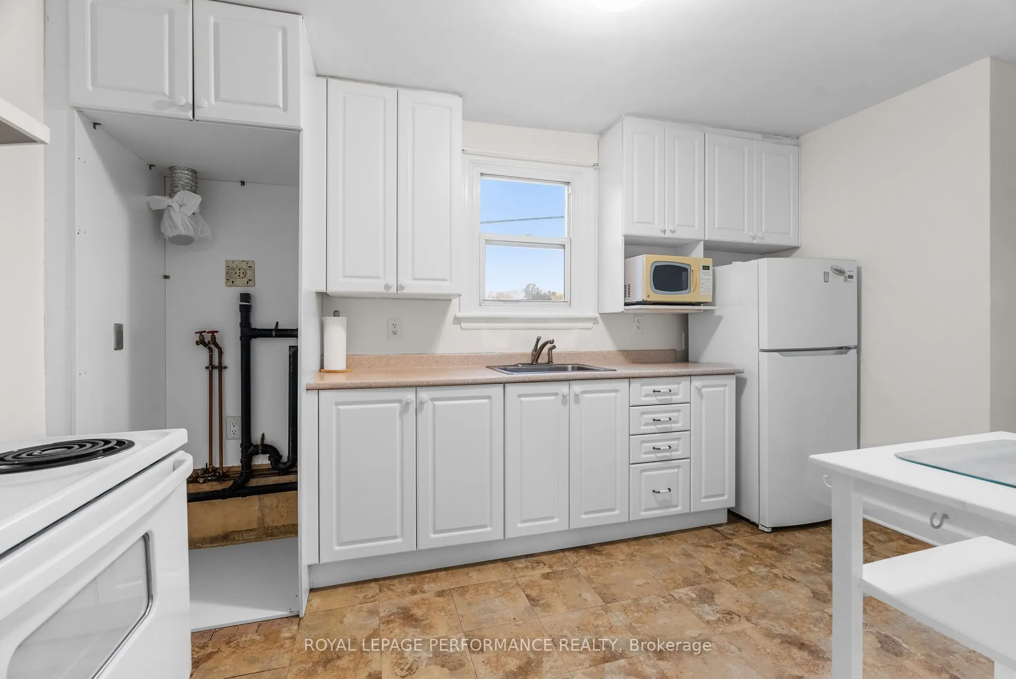 72 Dagmar Avenue