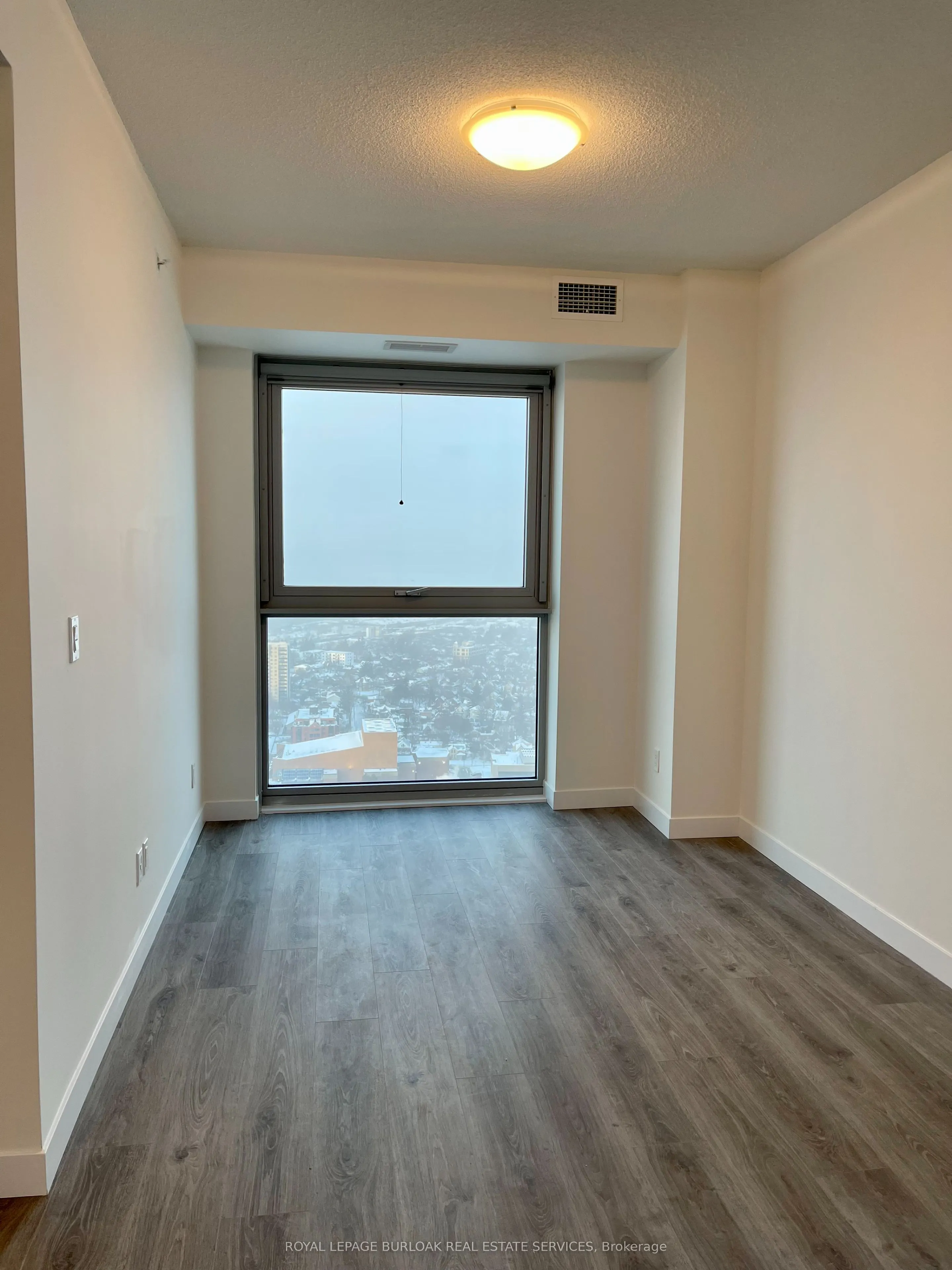 60 Frederick Street, #3902