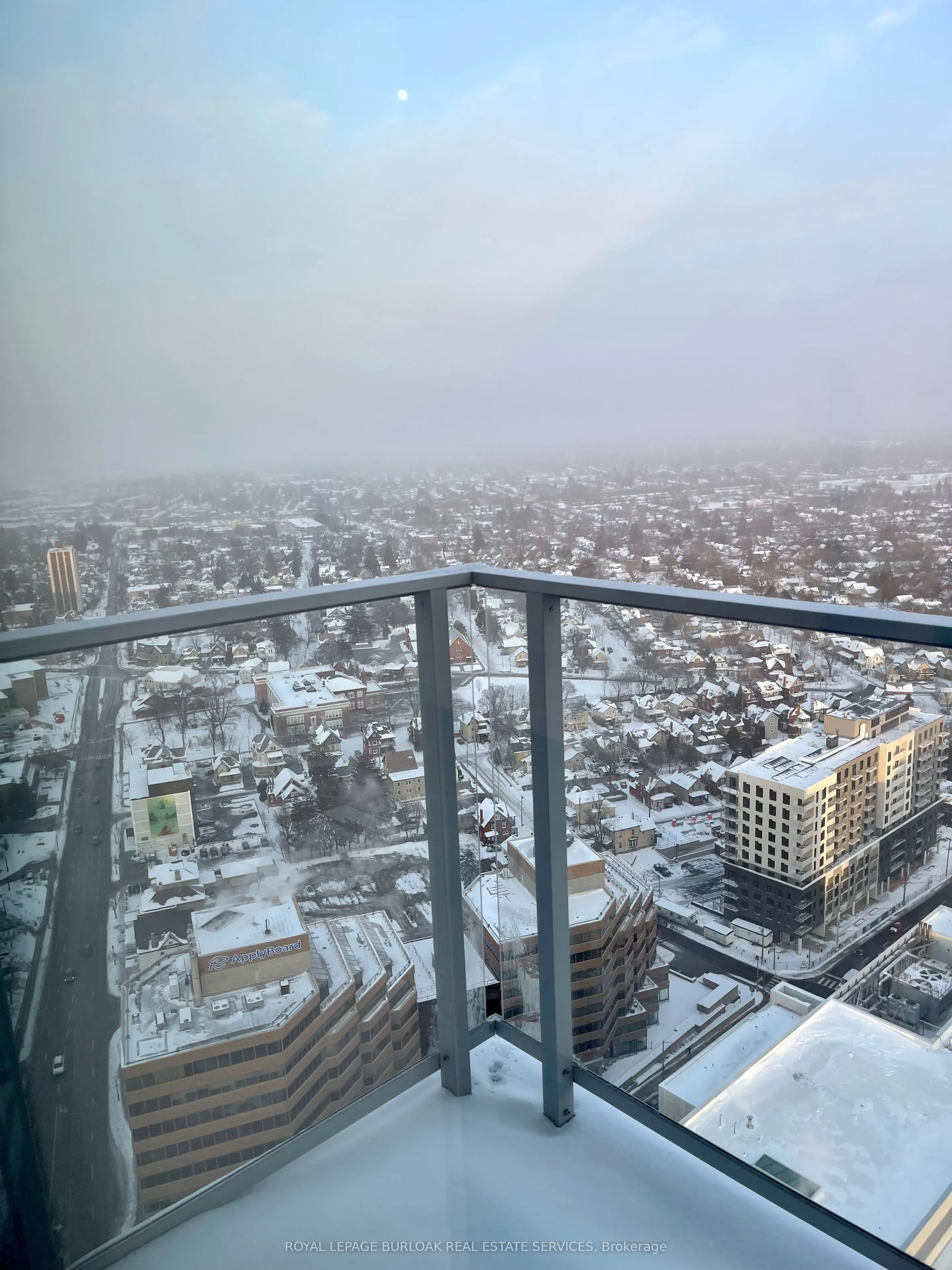 60 Frederick Street, #3902