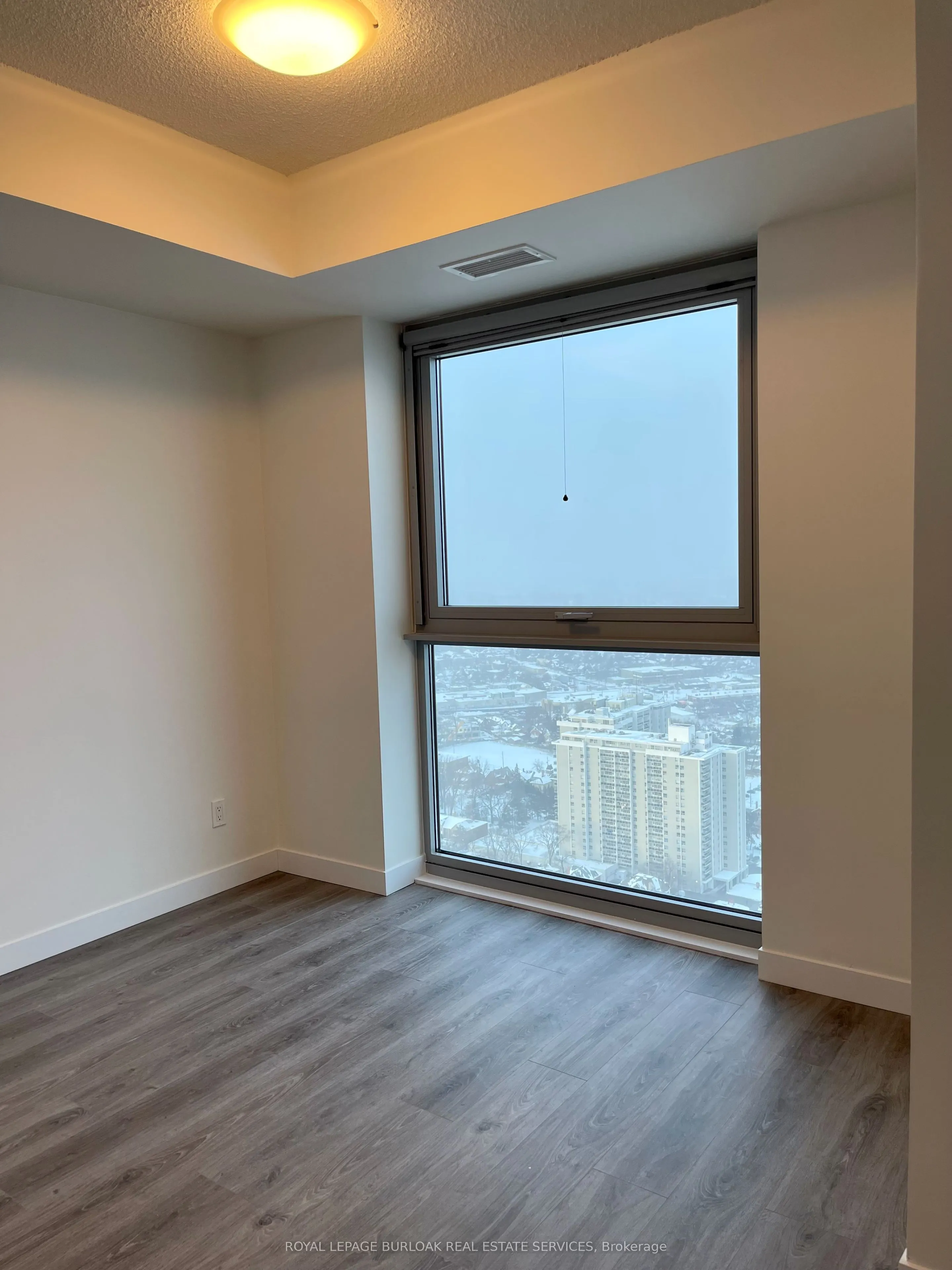 60 Frederick Street, #3902
