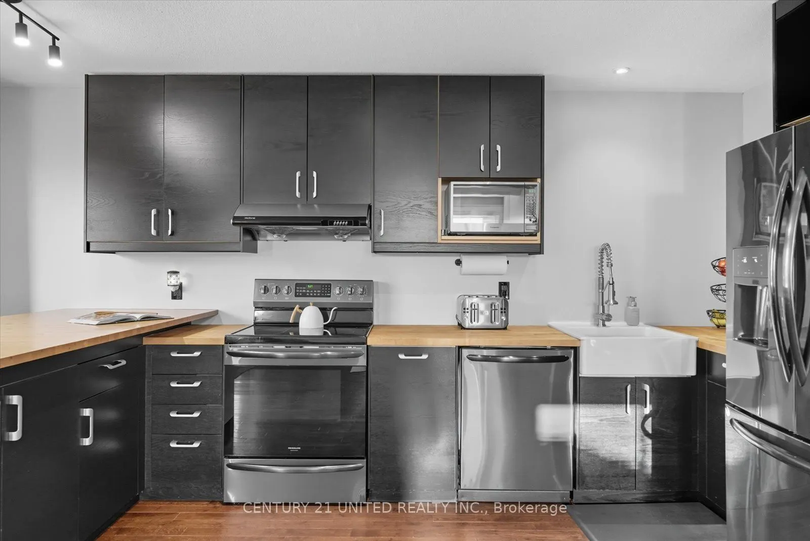 263 Riverview Heights