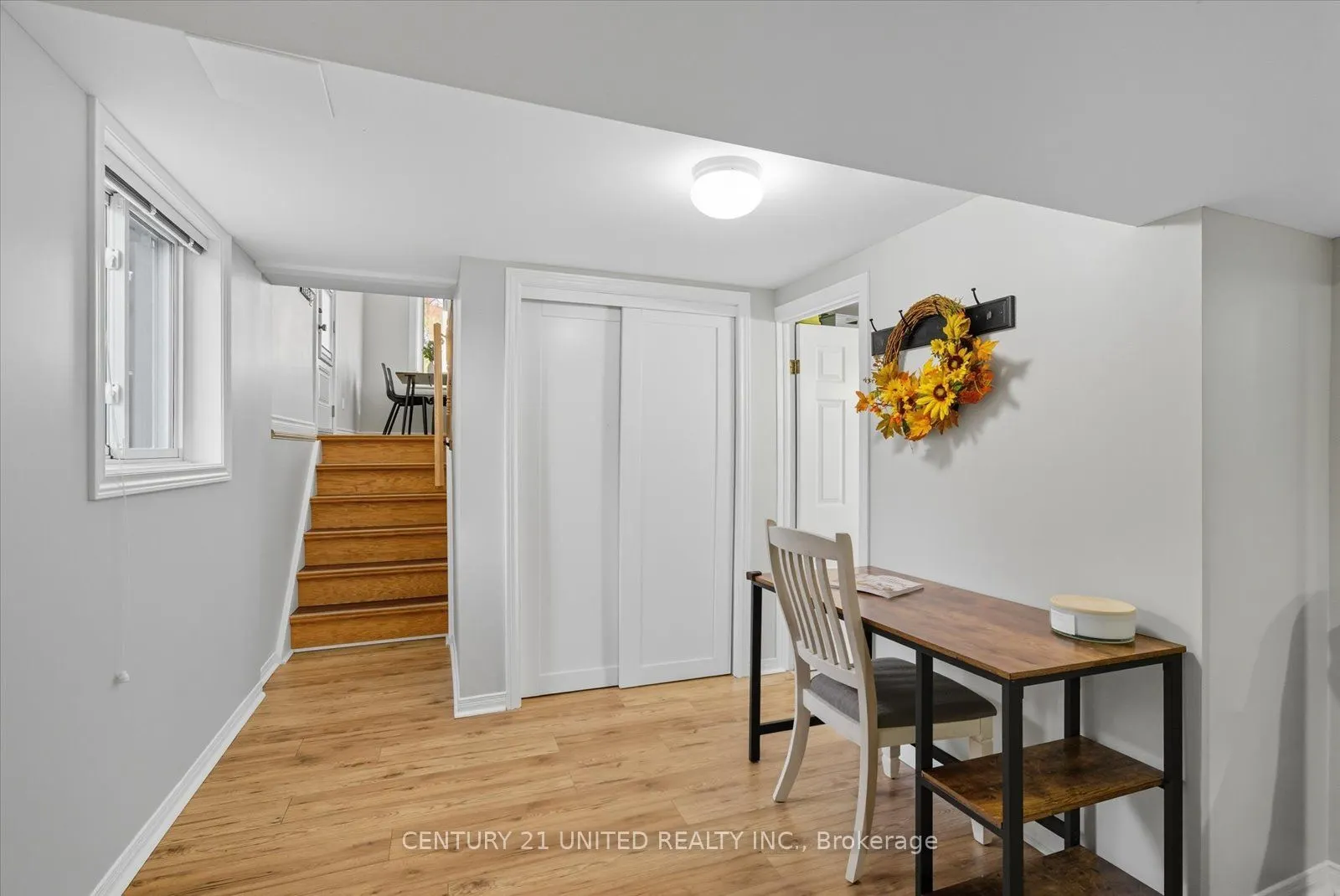 263 Riverview Heights