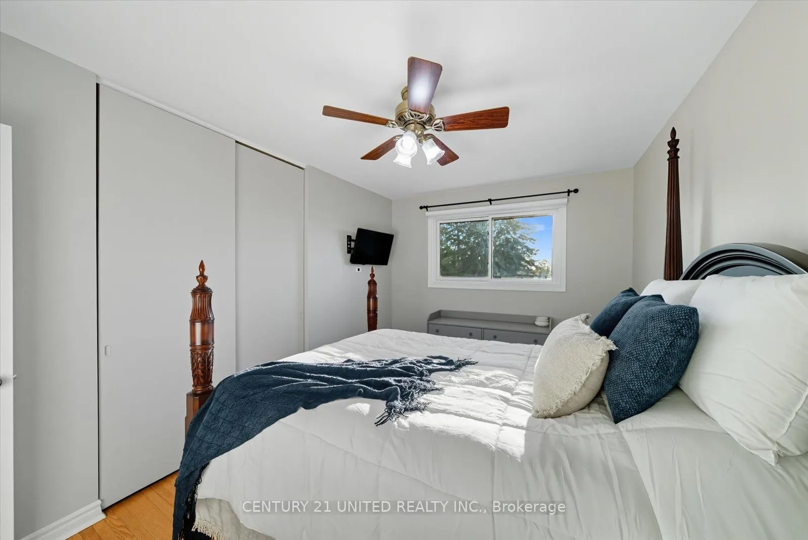 263 Riverview Heights
