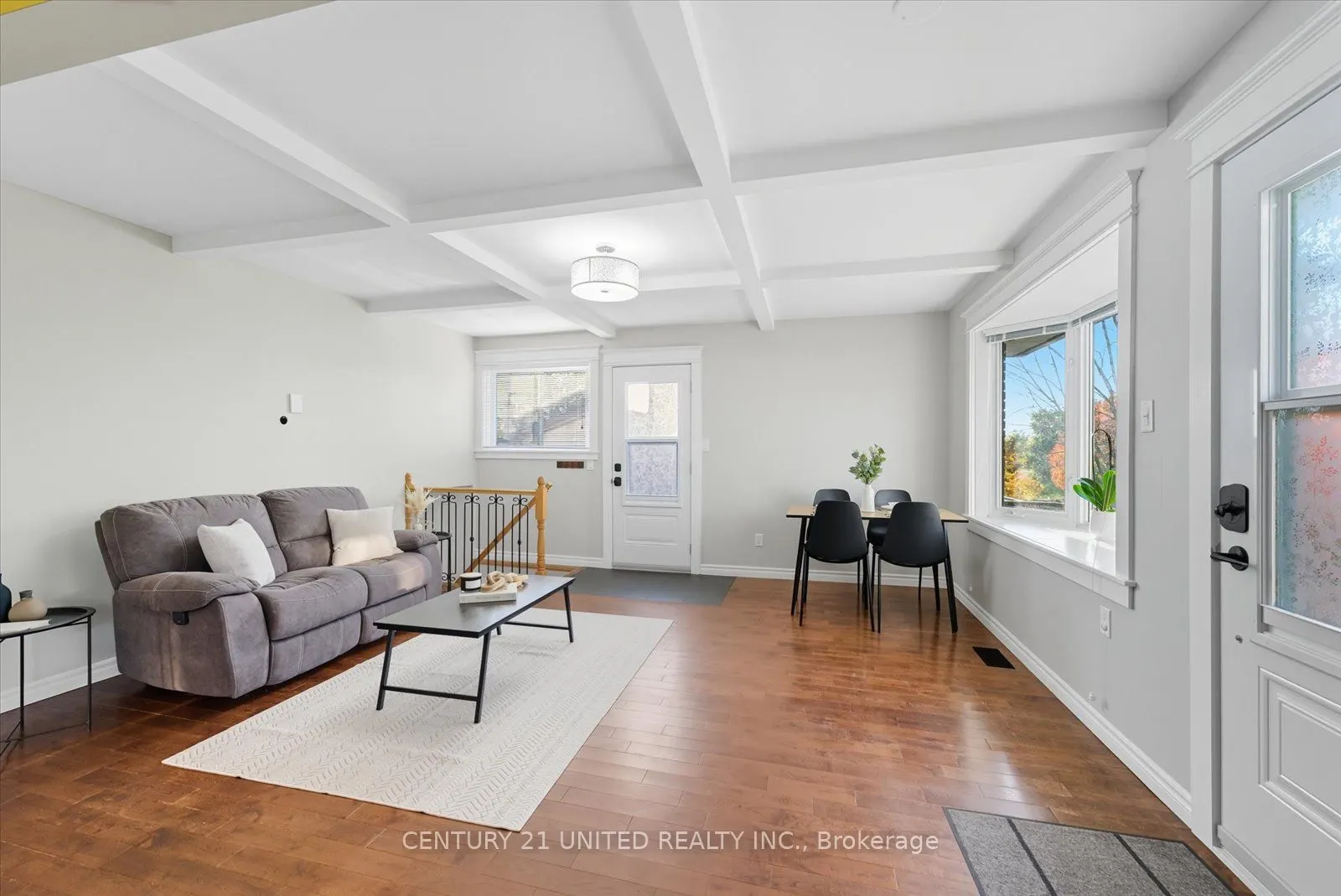 263 Riverview Heights
