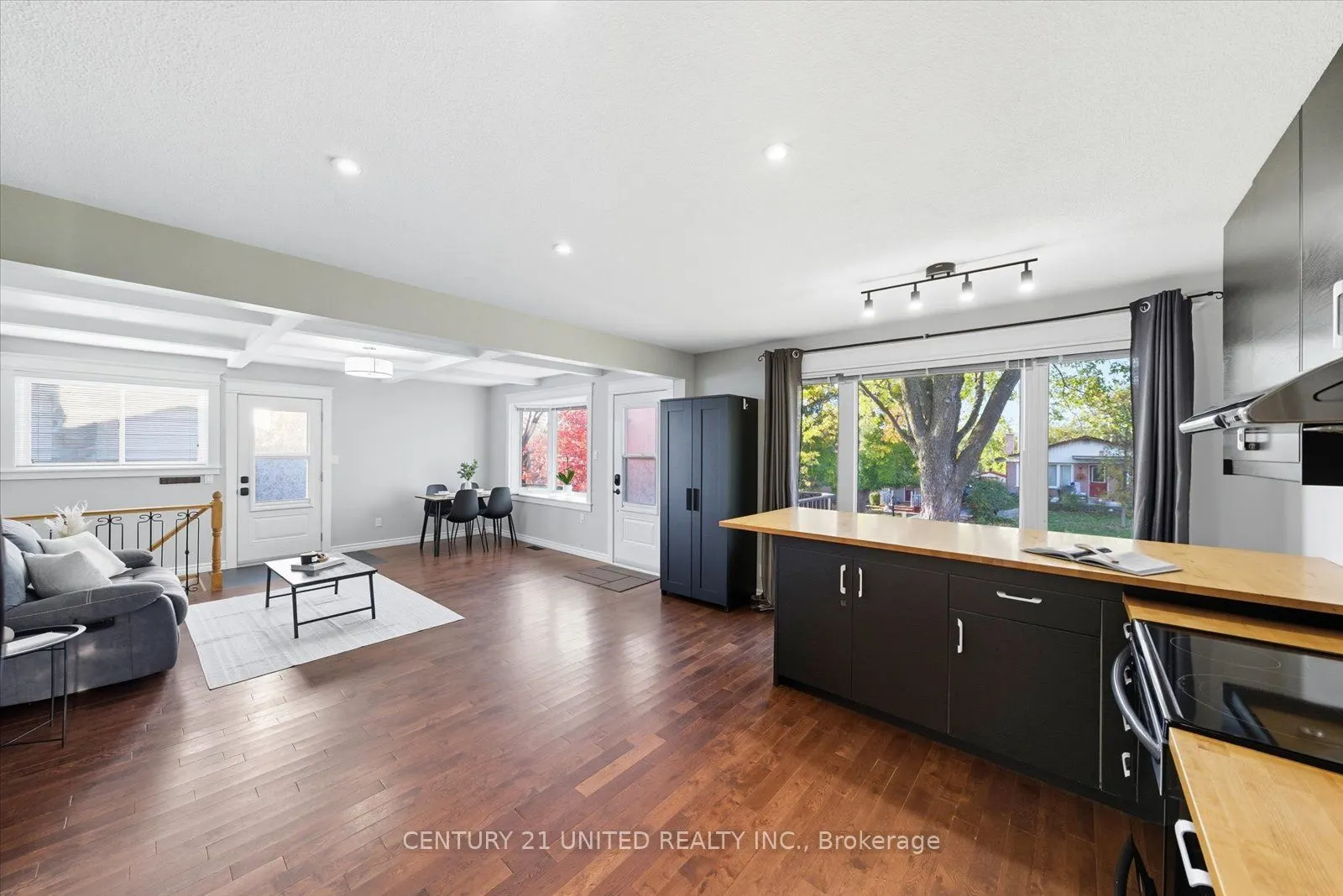 263 Riverview Heights