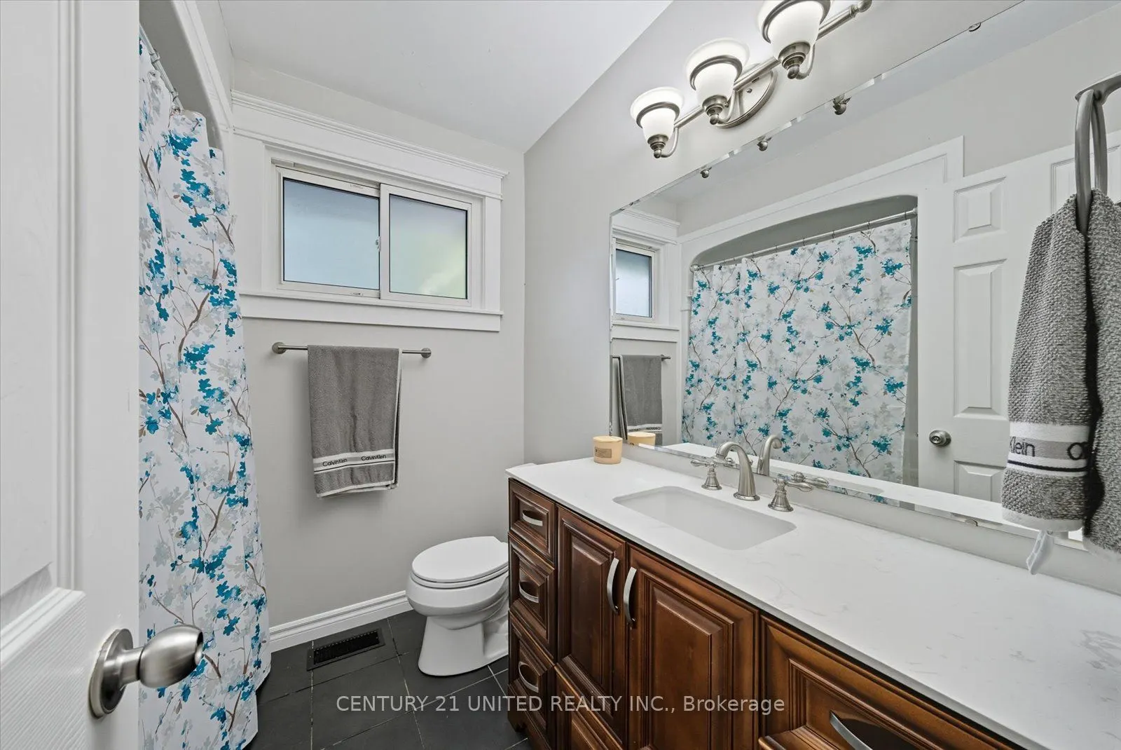 263 Riverview Heights