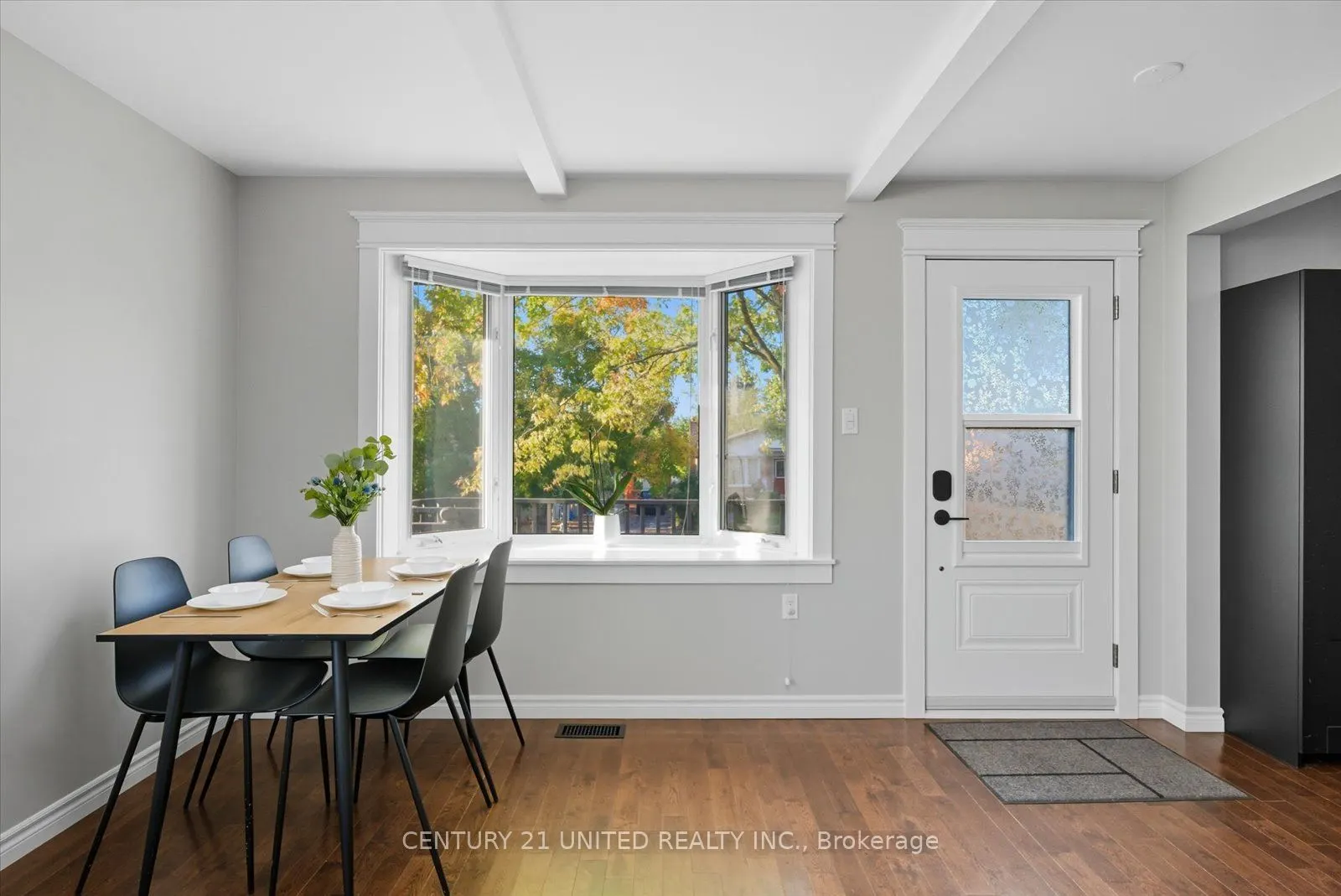 263 Riverview Heights