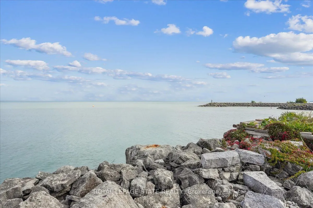 55 Edgewater Drive
