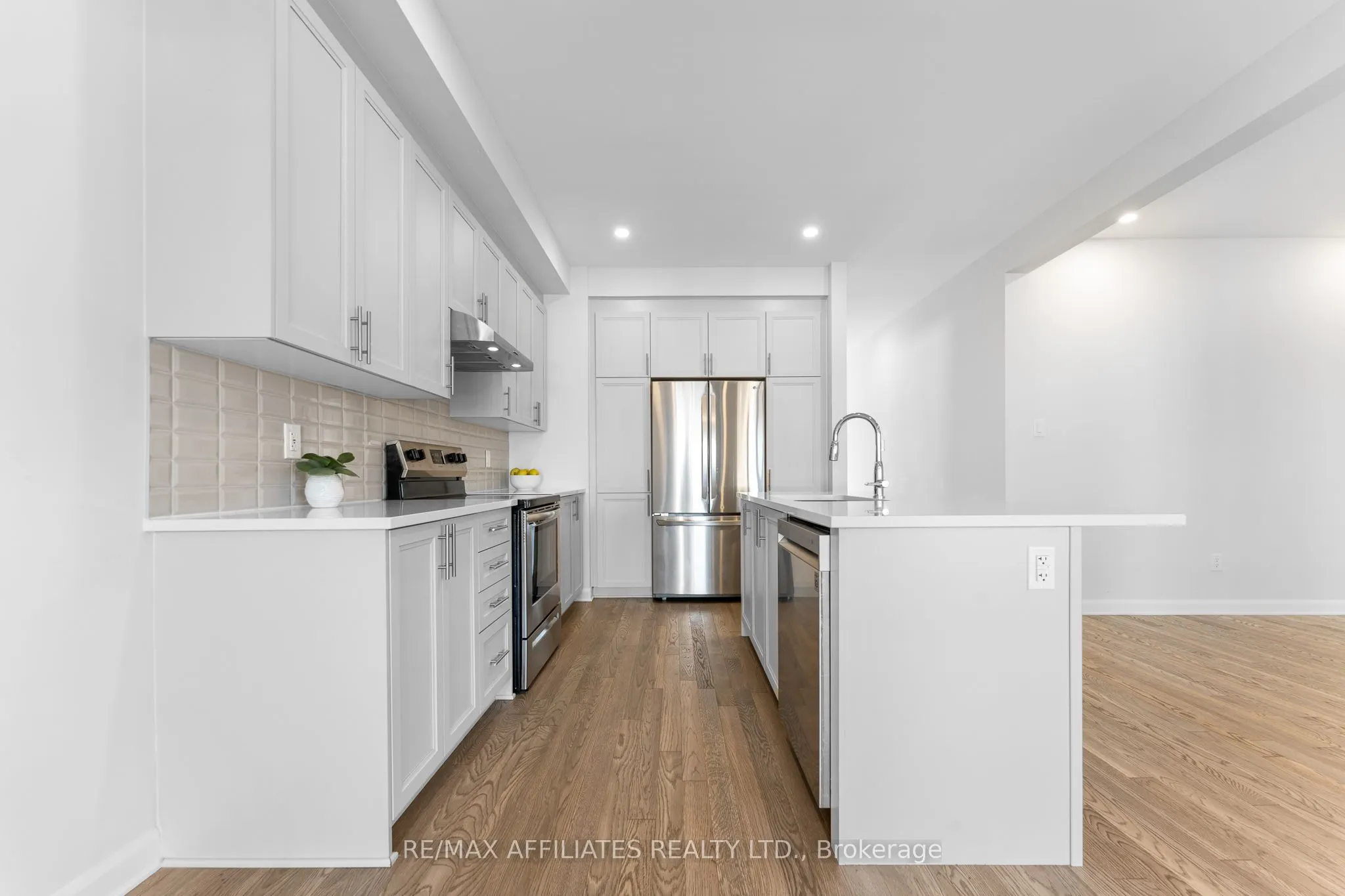 140 Shallow Pond Place