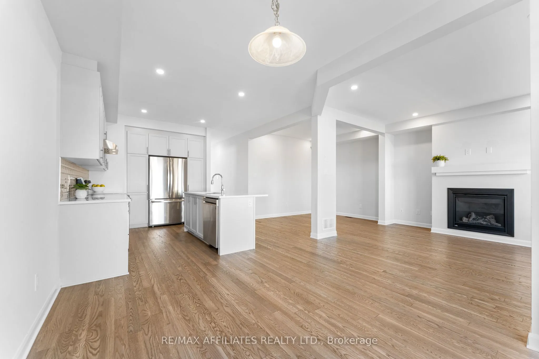 140 Shallow Pond Place