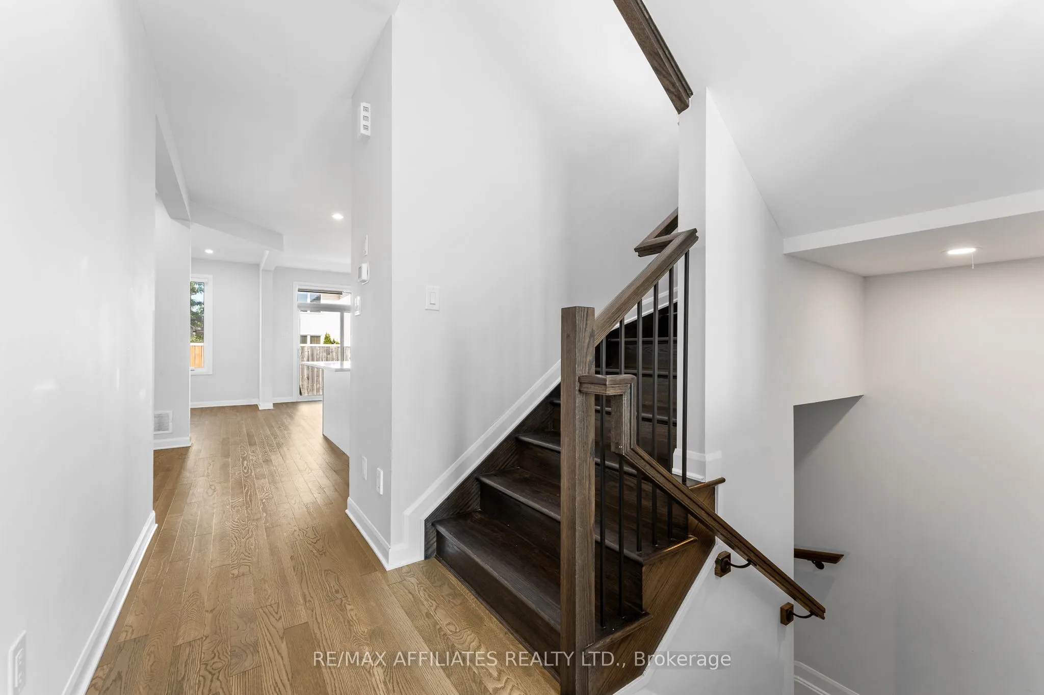 140 Shallow Pond Place