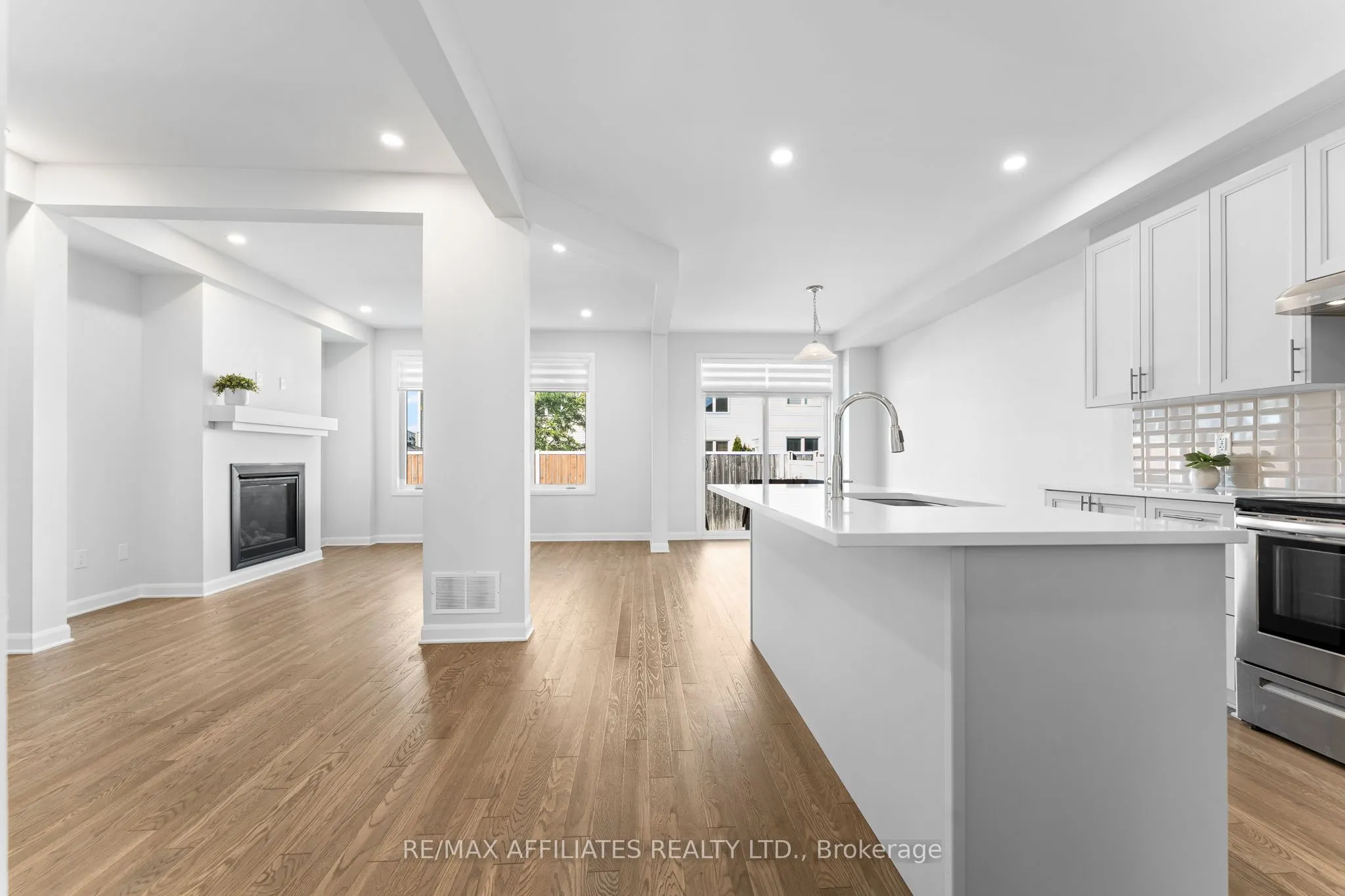 140 Shallow Pond Place