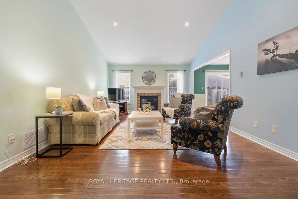 19 Thrushwood Trail