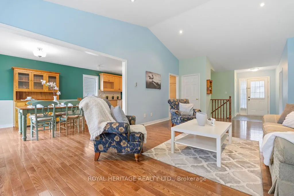 19 Thrushwood Trail