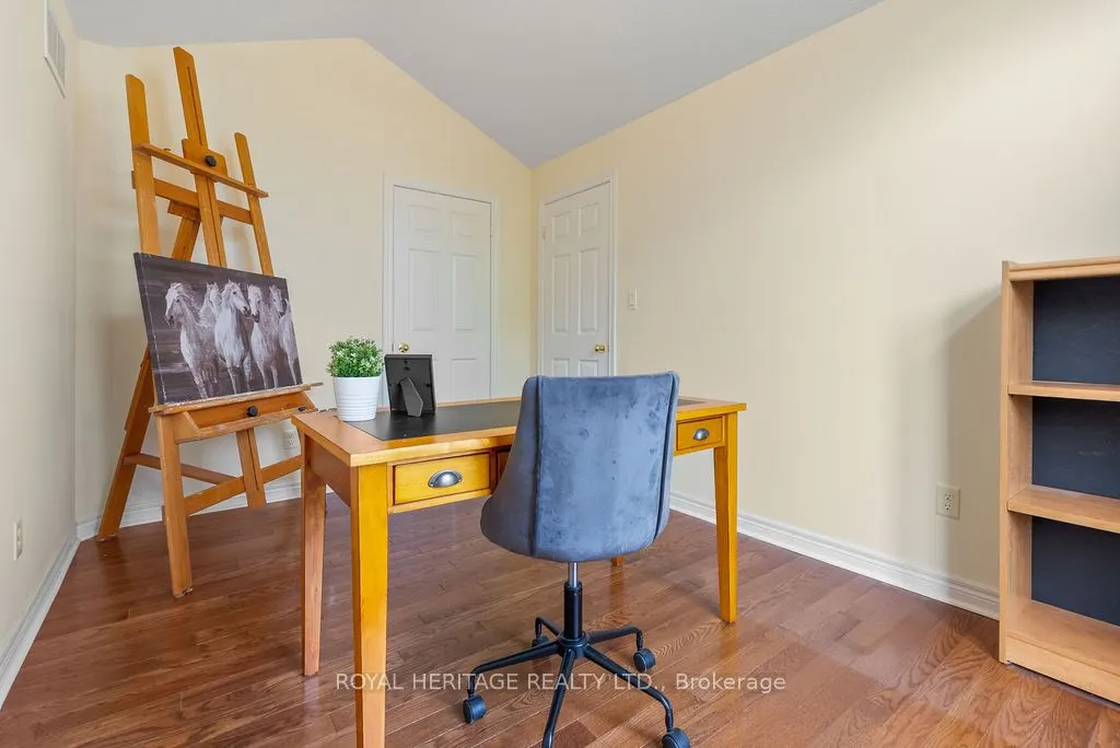 19 Thrushwood Trail