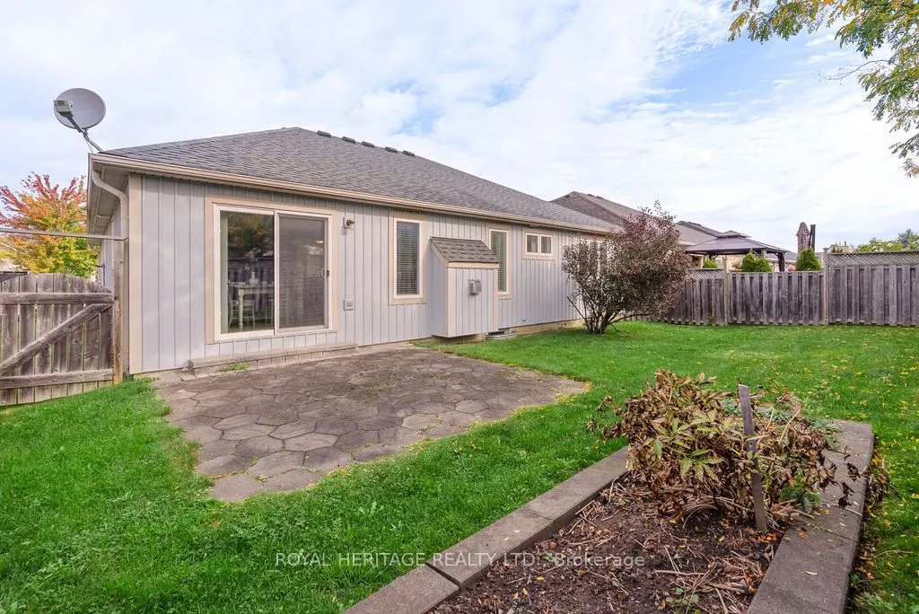 19 Thrushwood Trail
