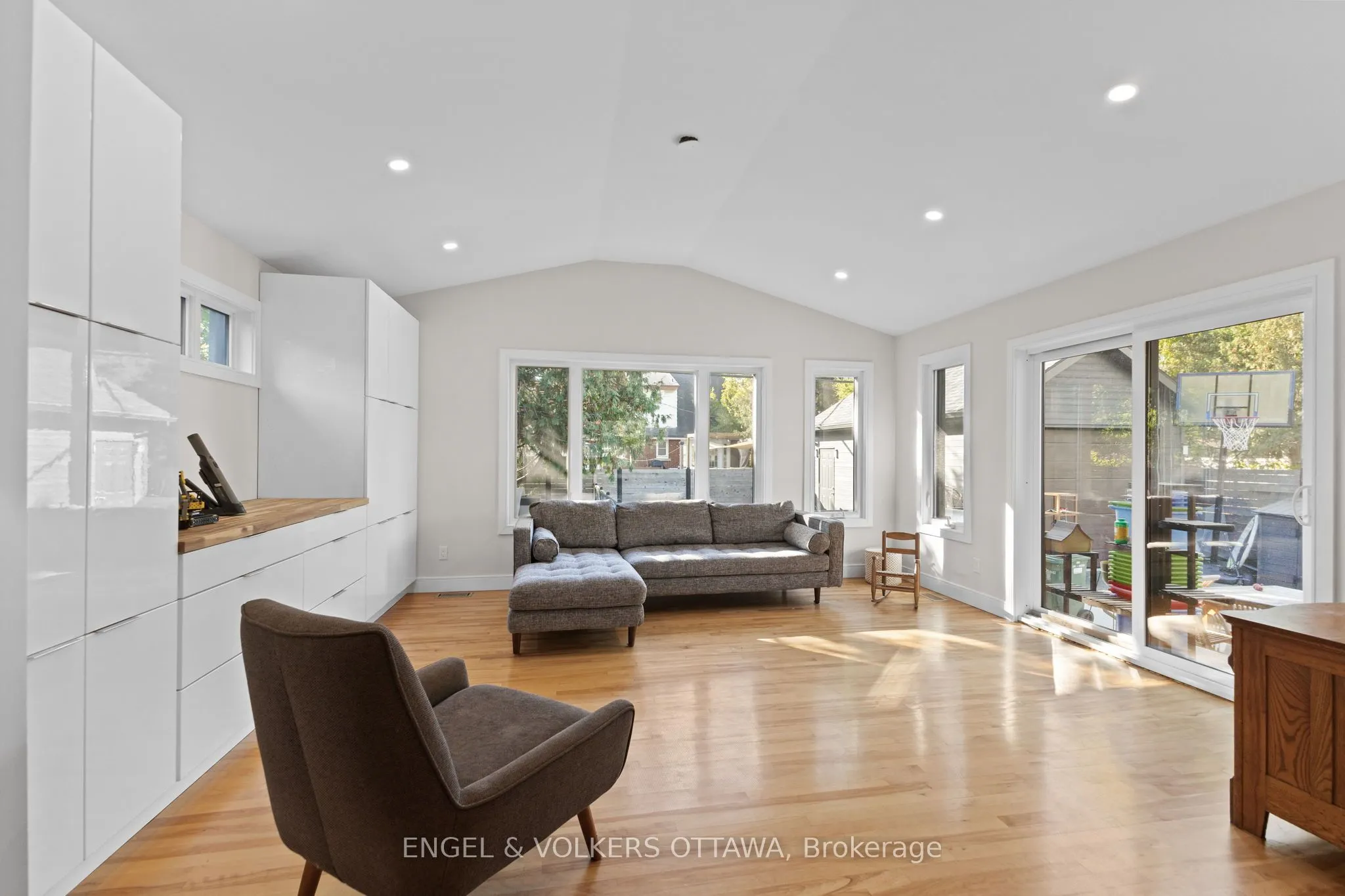 826 Quinlan Road