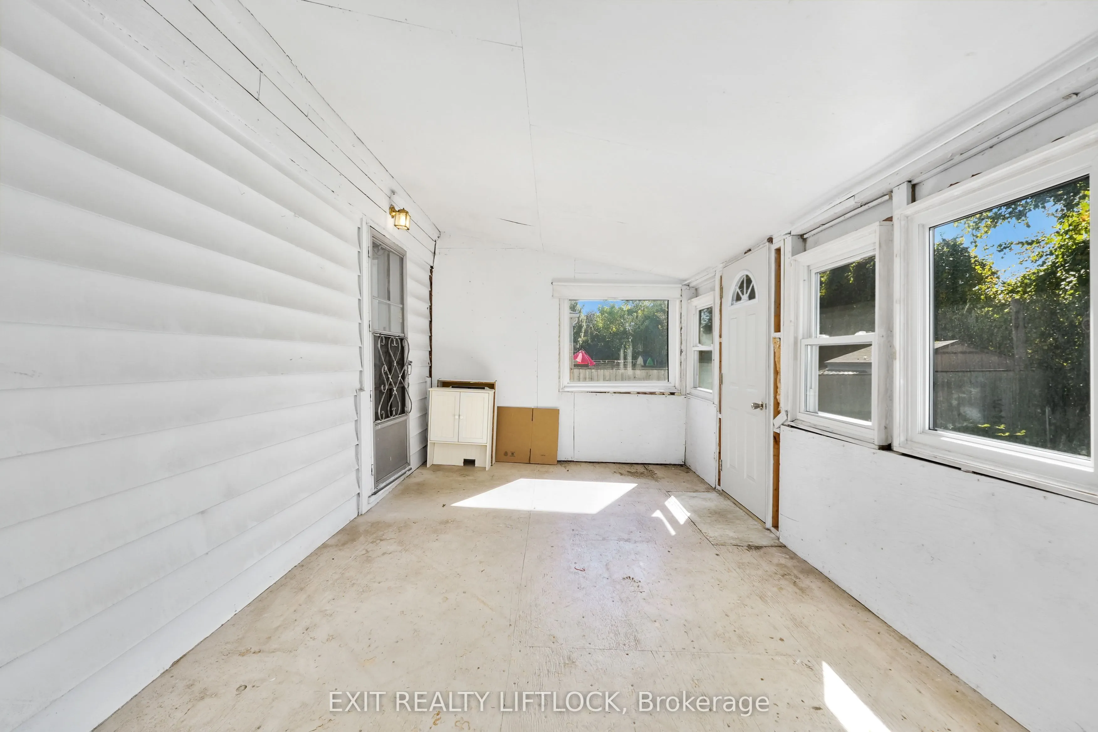 219 Burnham Street