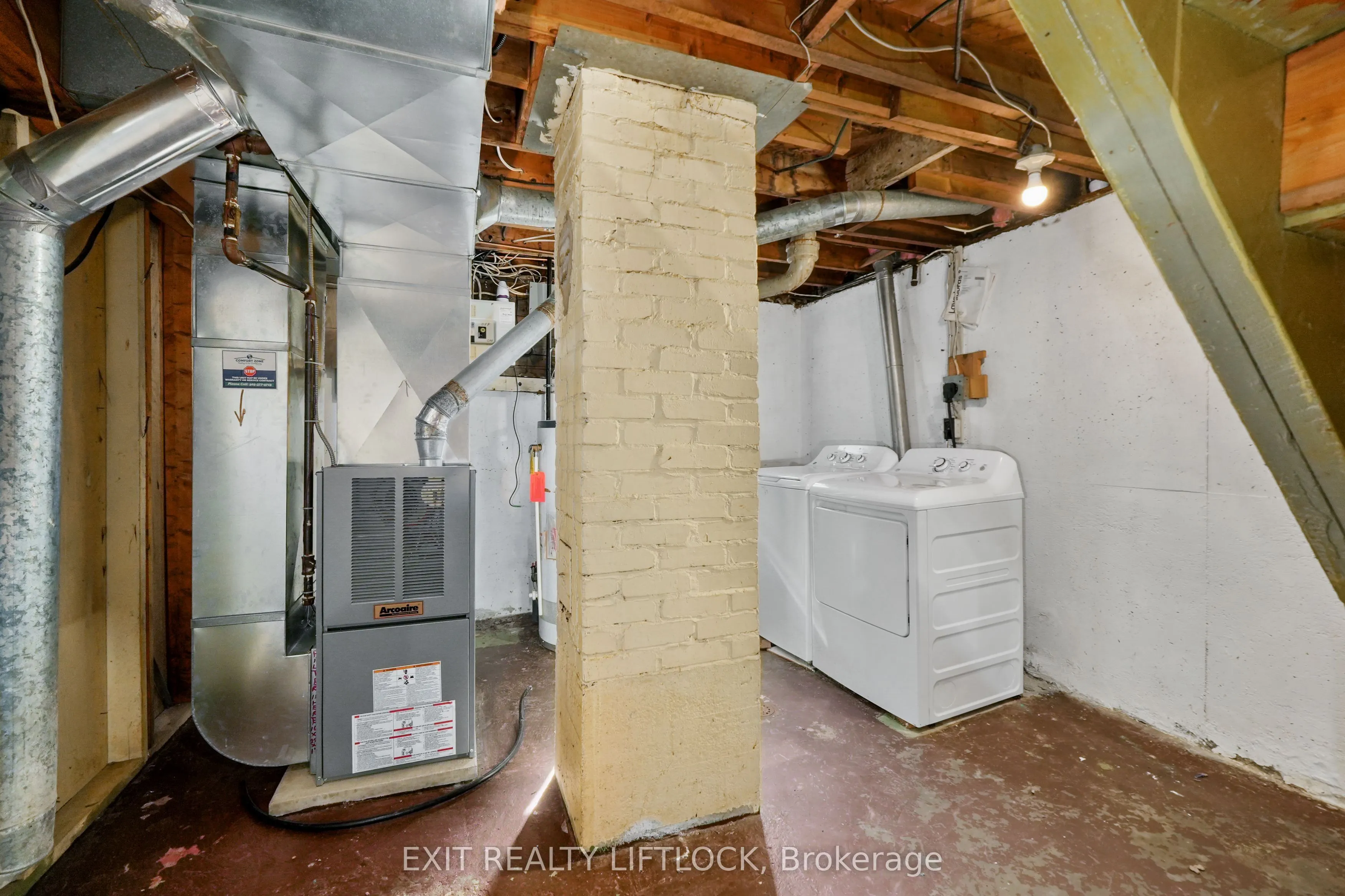 219 Burnham Street