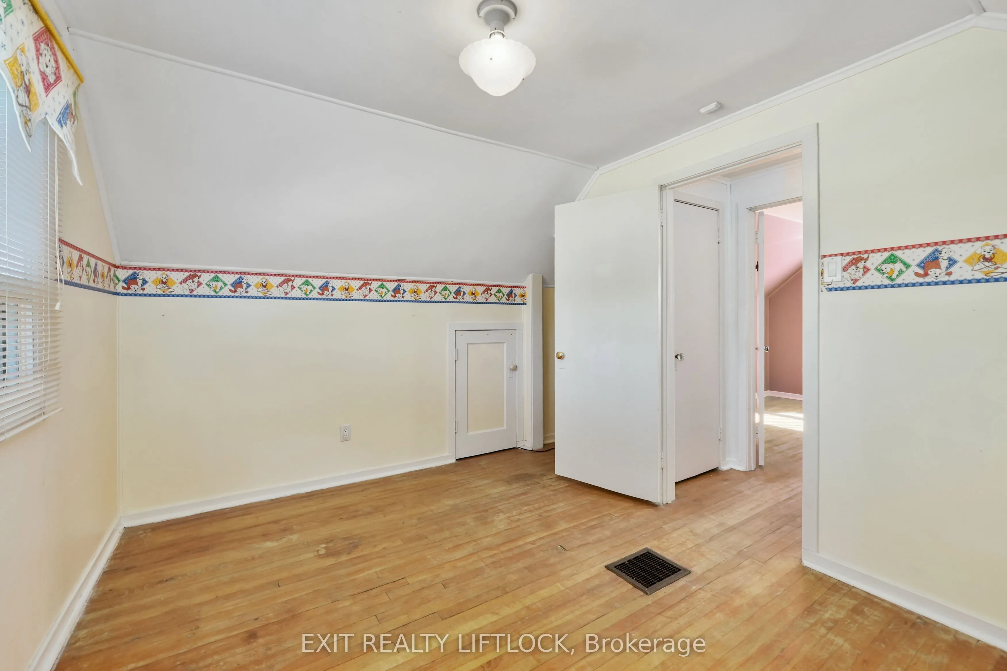 219 Burnham Street