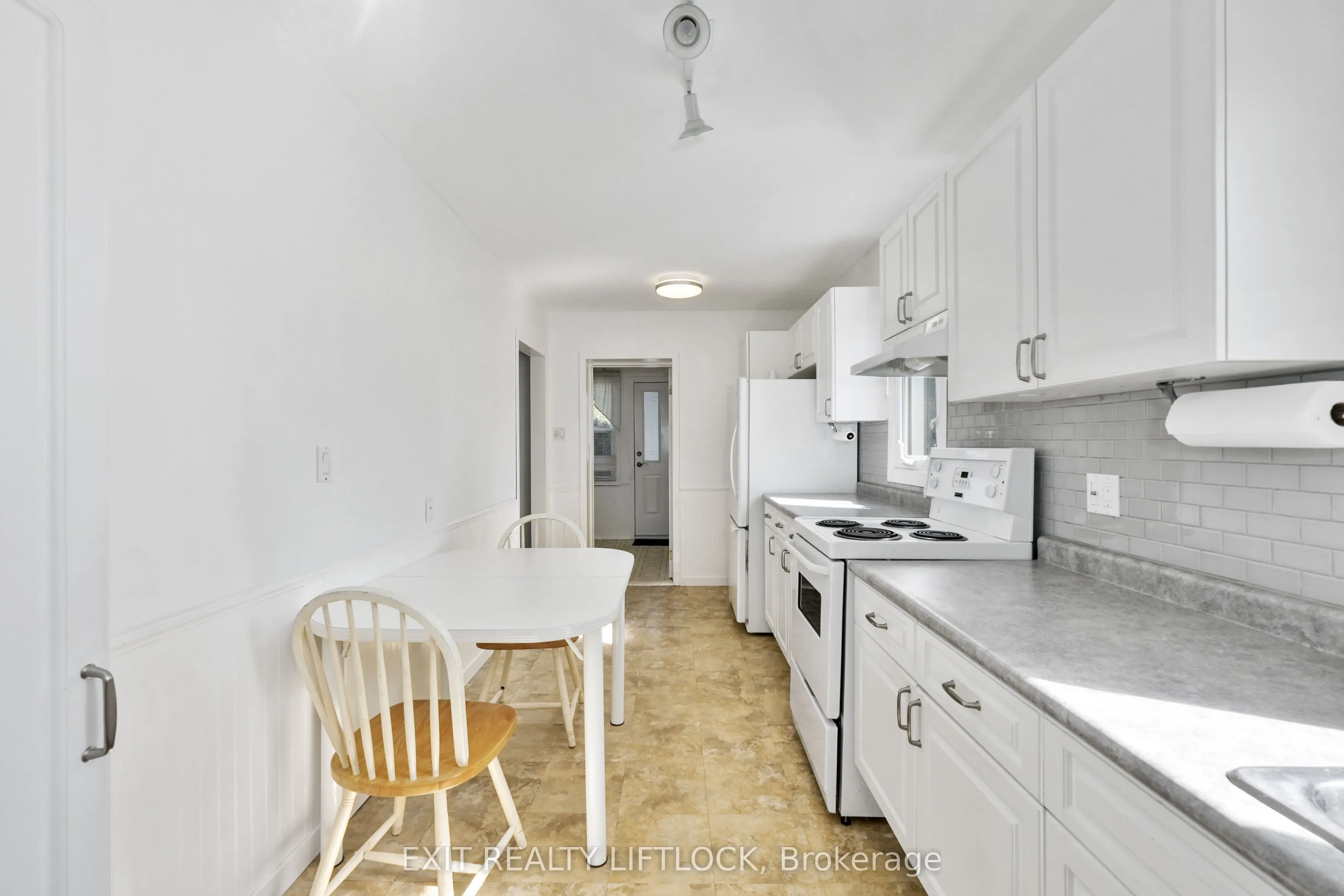 219 Burnham Street