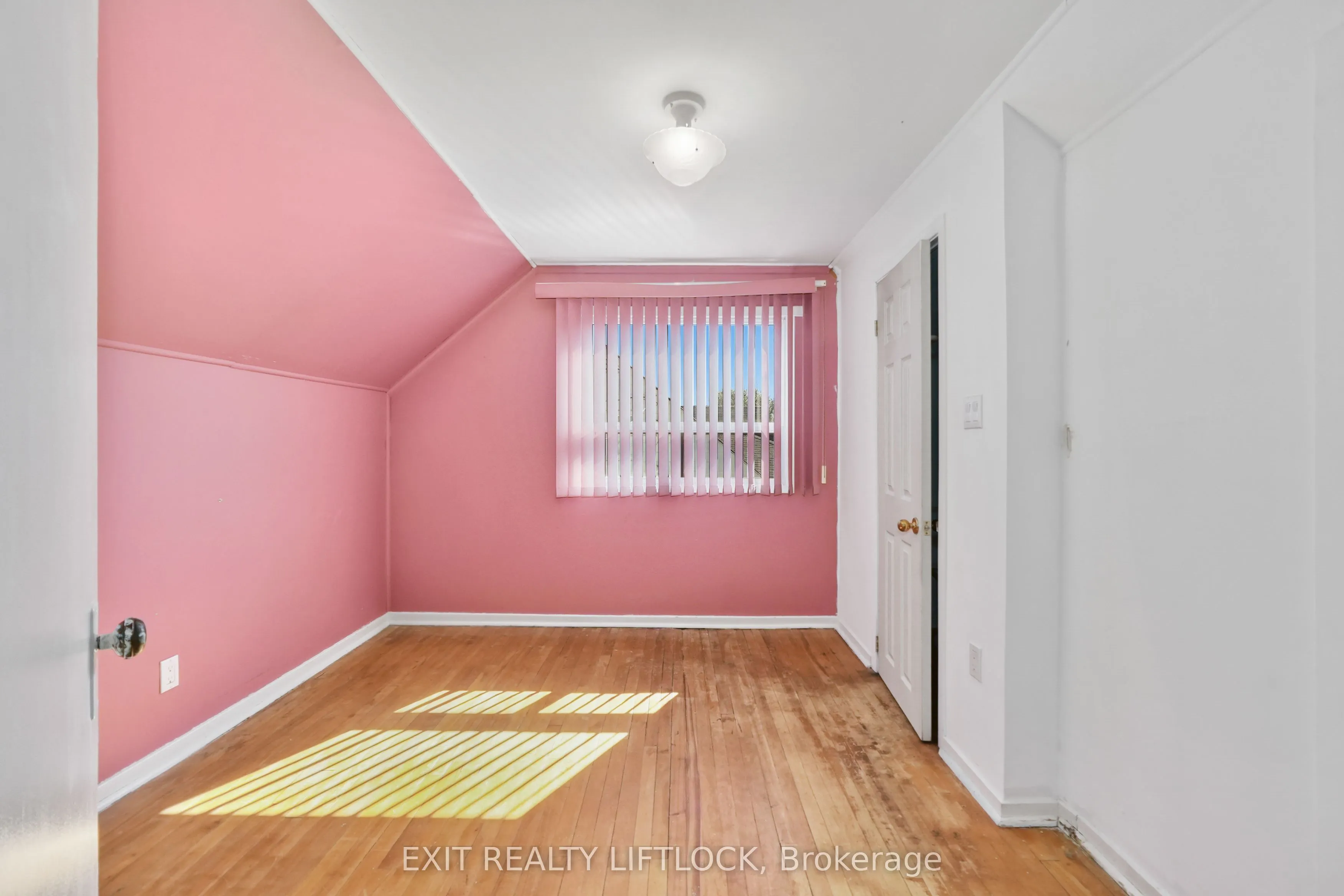 219 Burnham Street