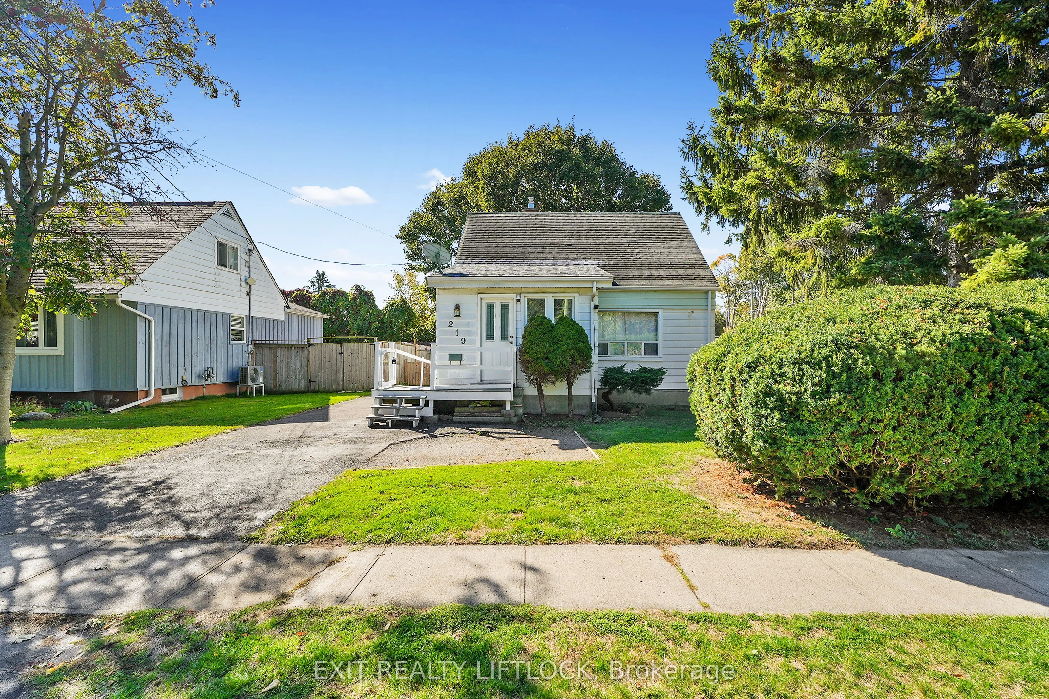 219 Burnham Street