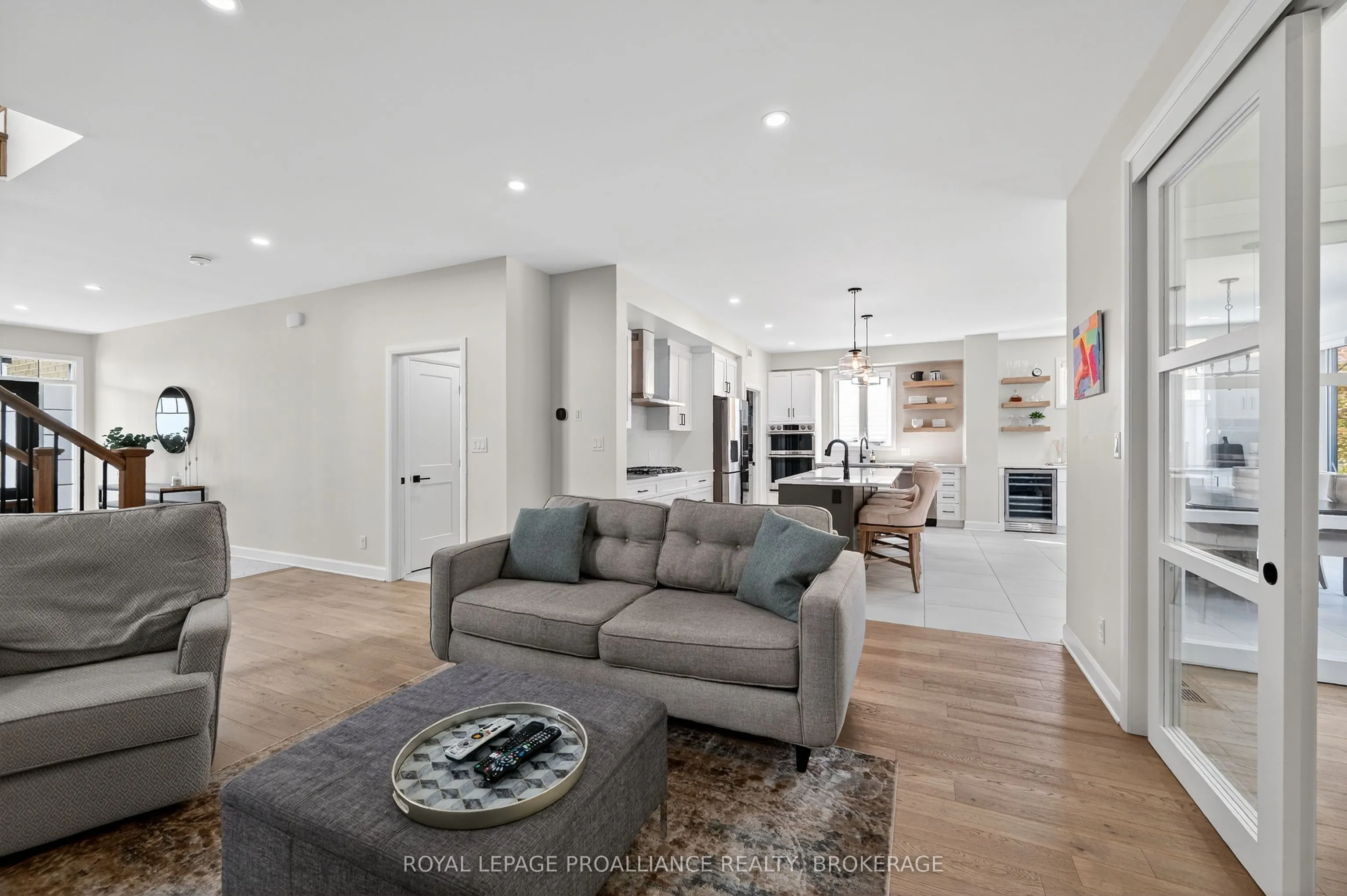 756 Riverview Way