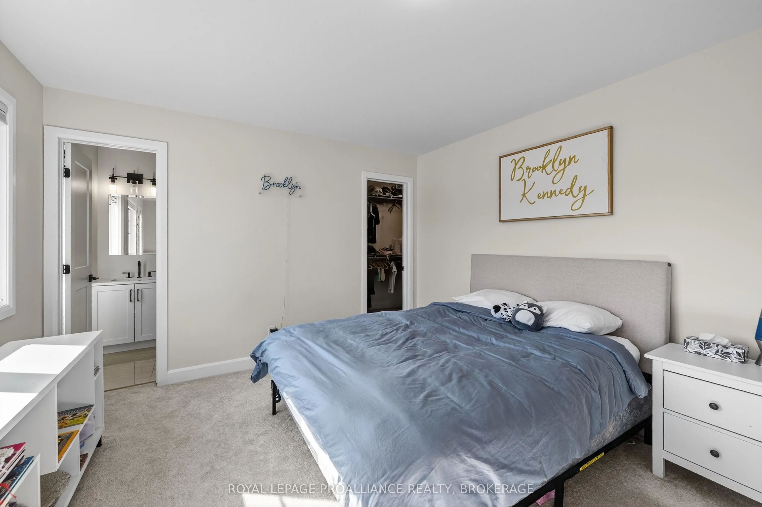 756 Riverview Way