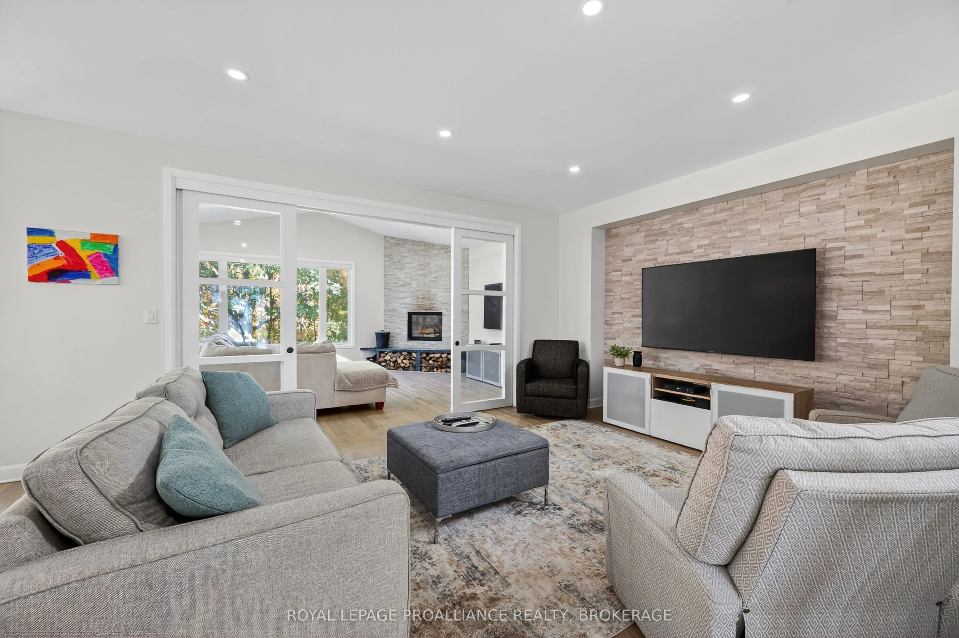 756 Riverview Way