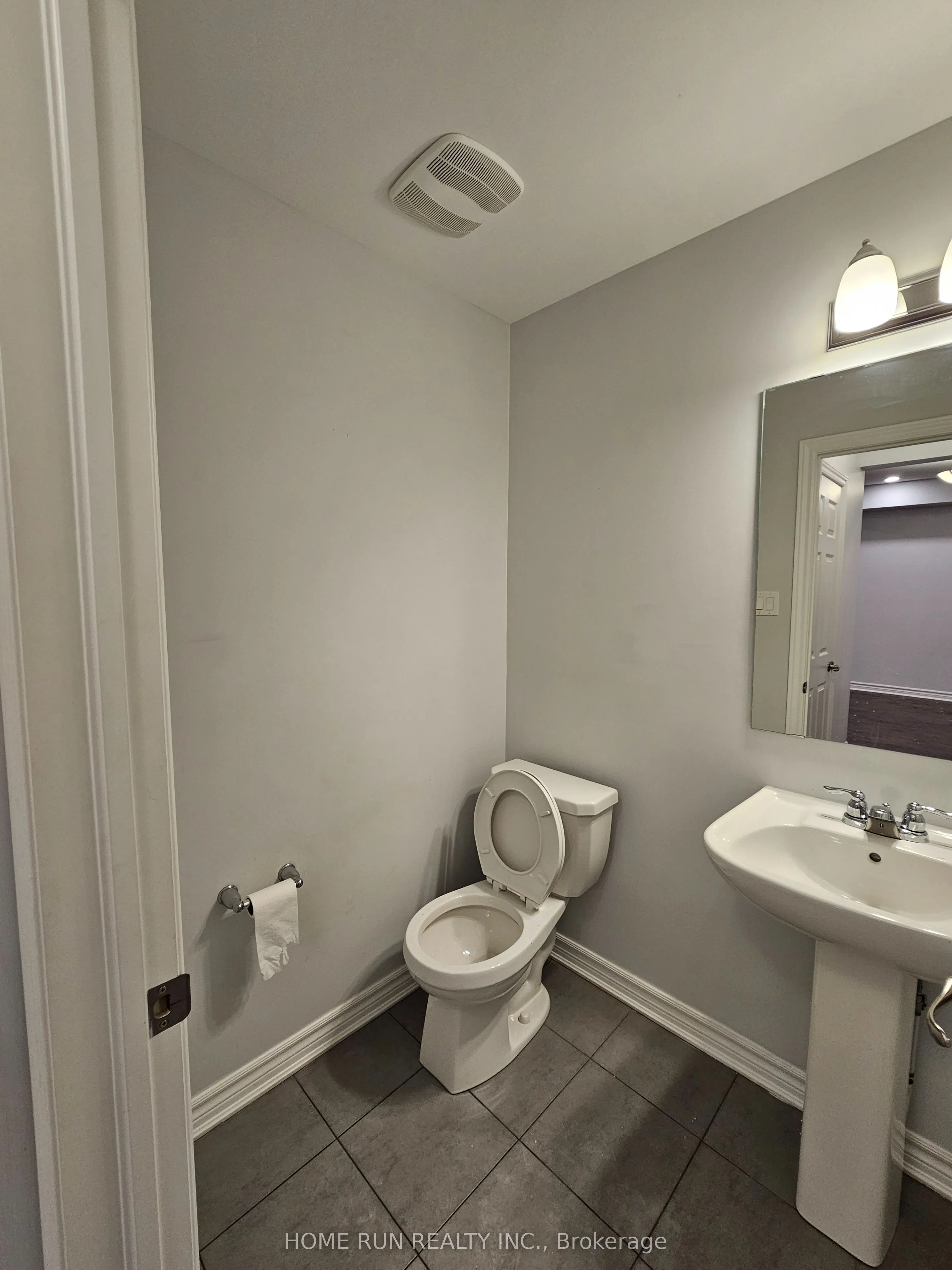 2245 Watercolours Way