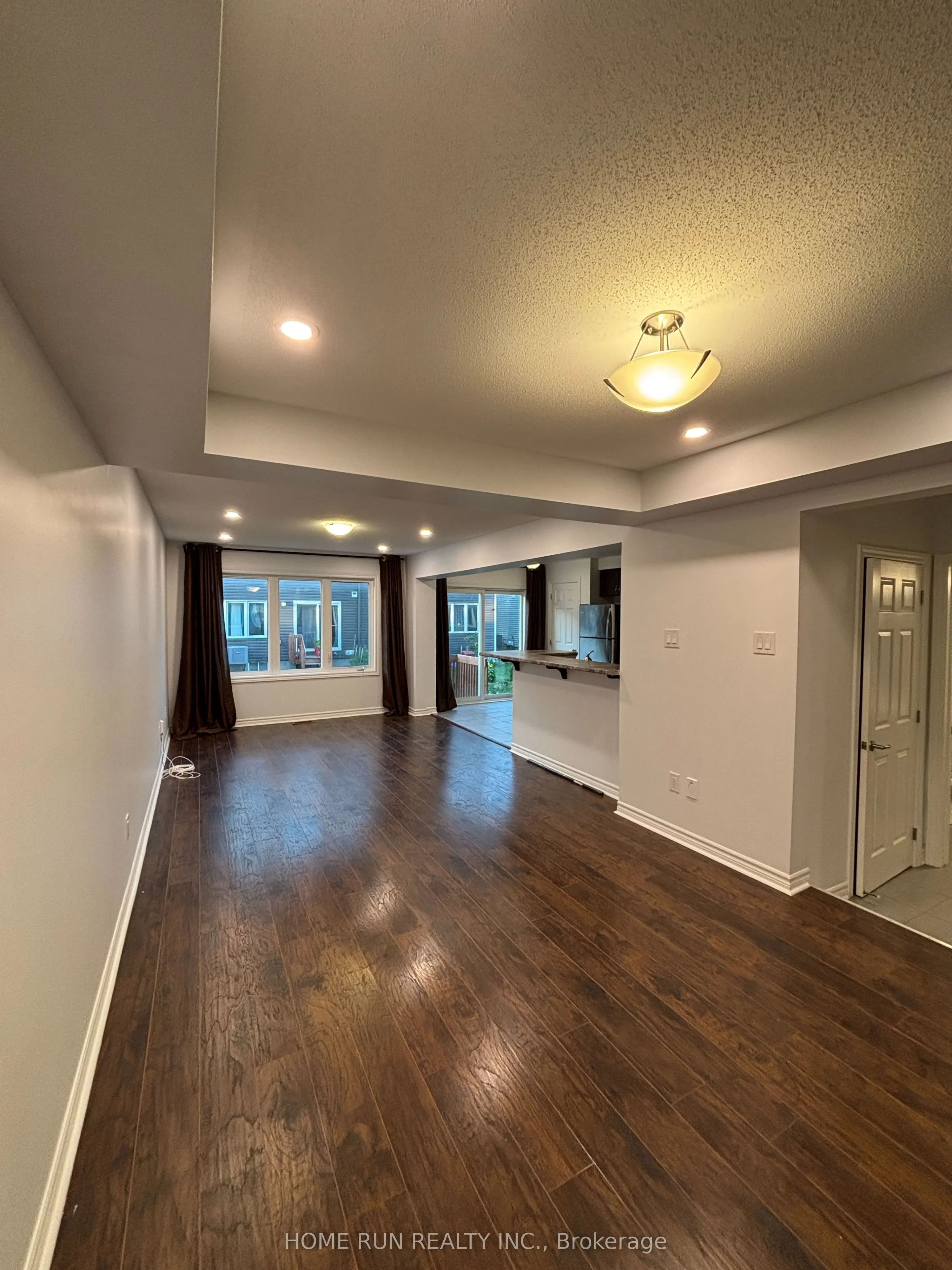2245 Watercolours Way