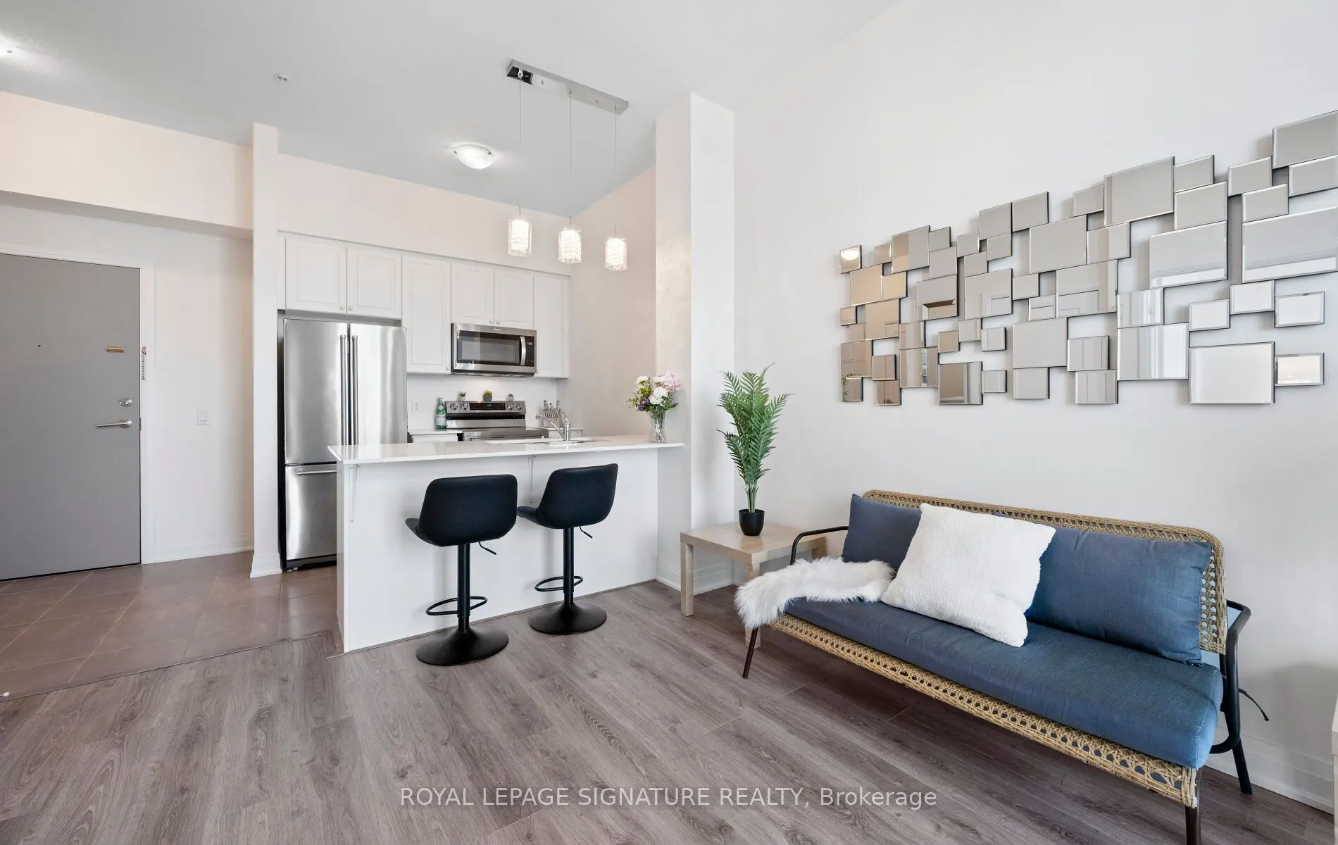 16 Concord Place, #628