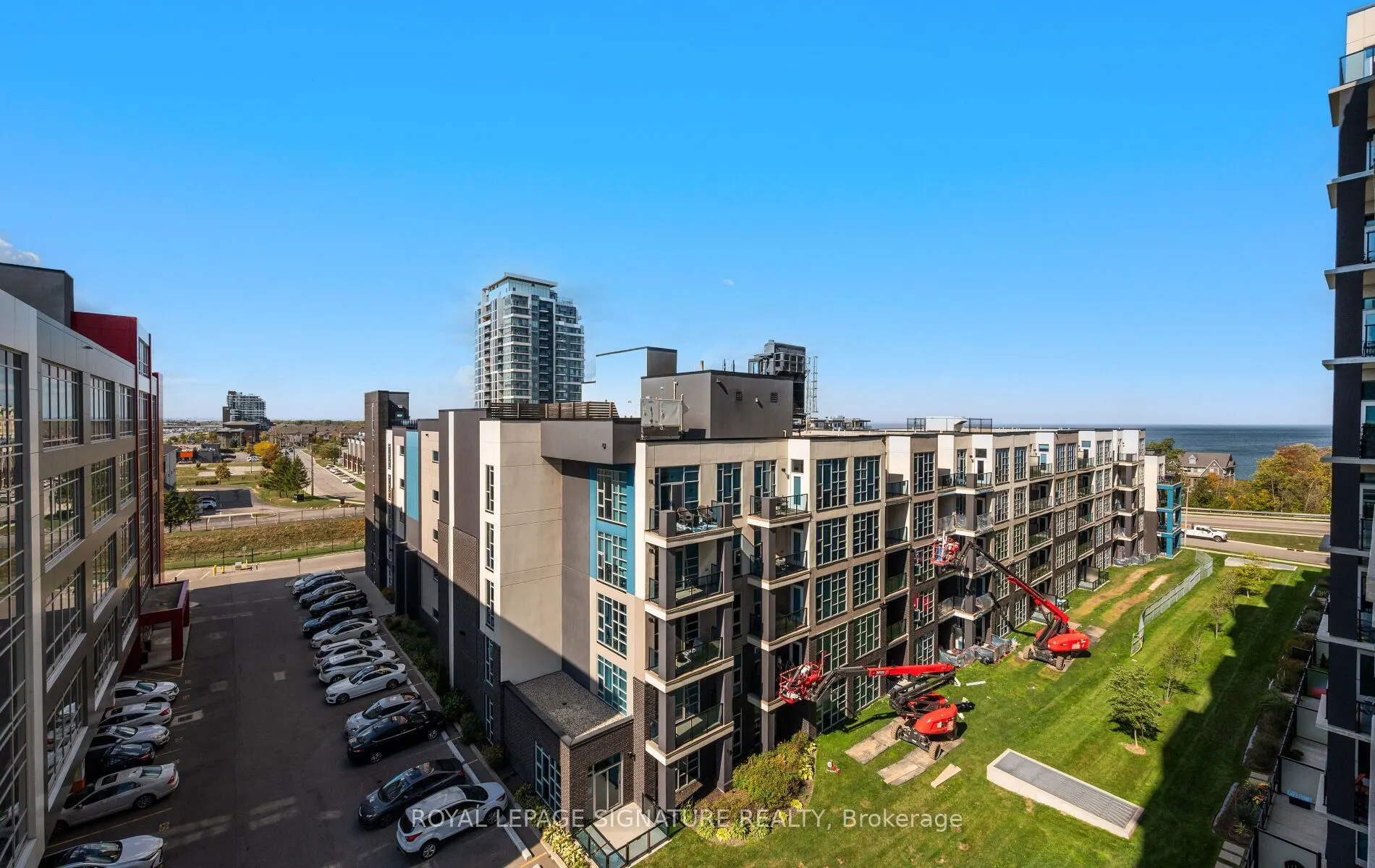 16 Concord Place, #628