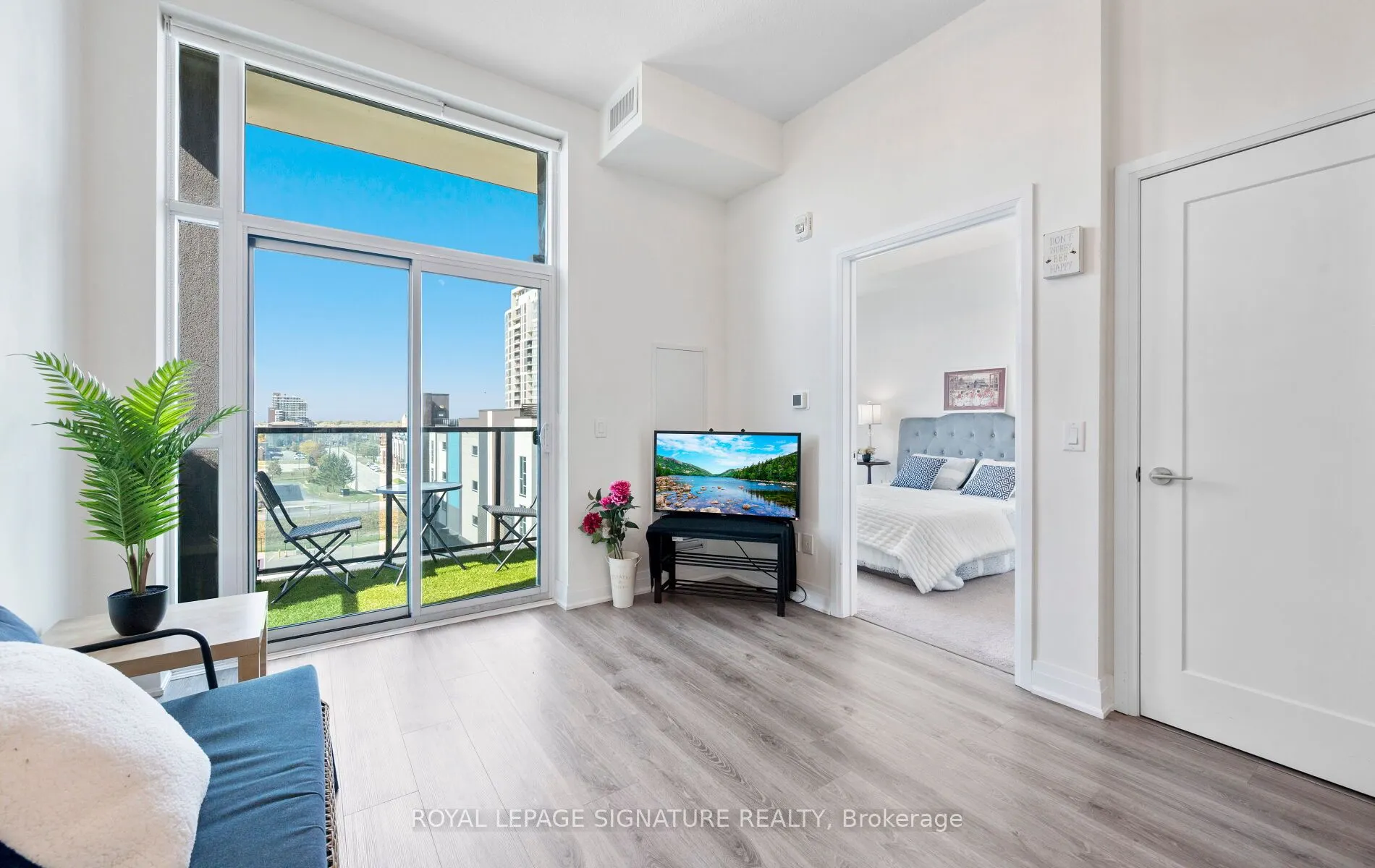 16 Concord Place, #628