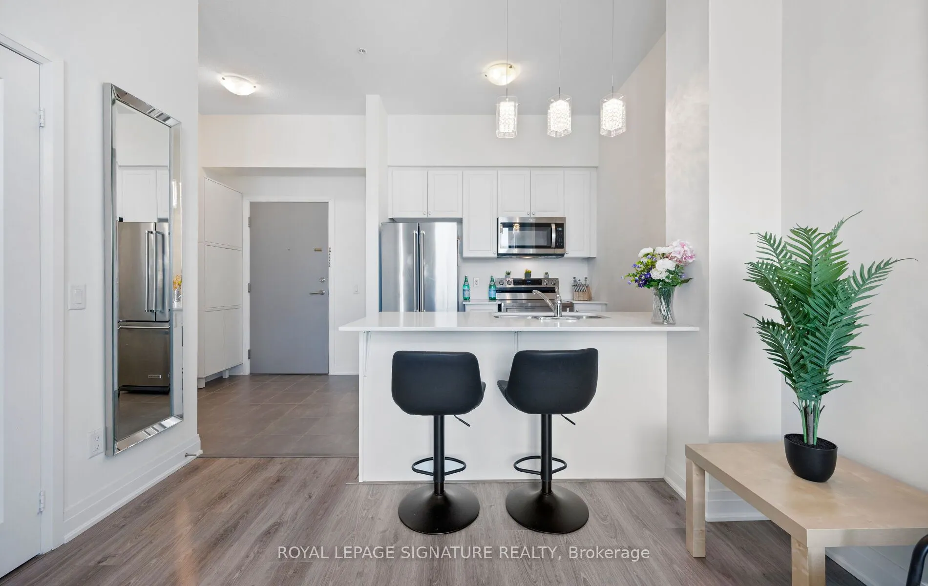 16 Concord Place, #628