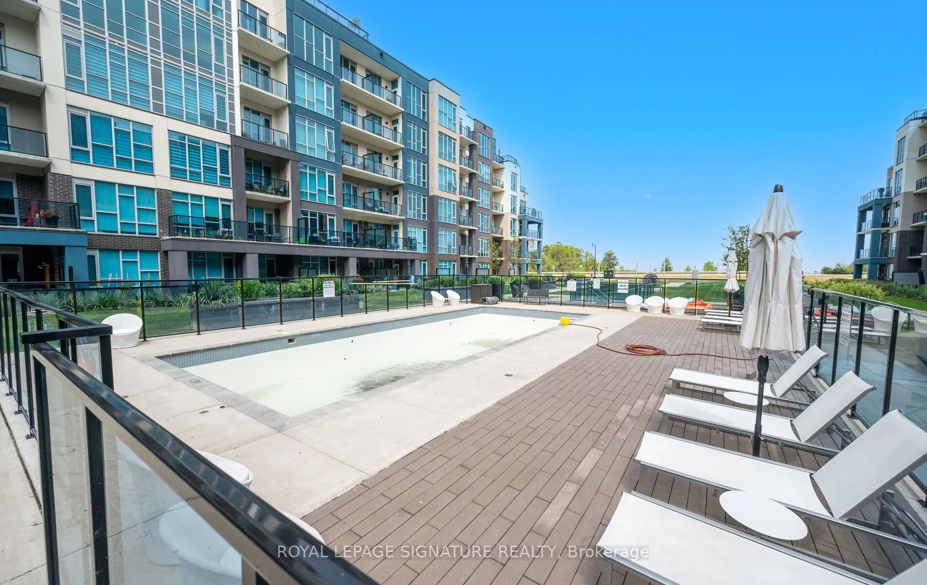 16 Concord Place, #628