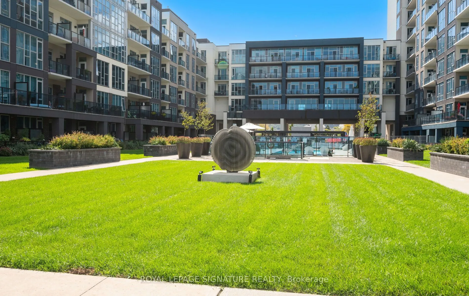 16 Concord Place, #628