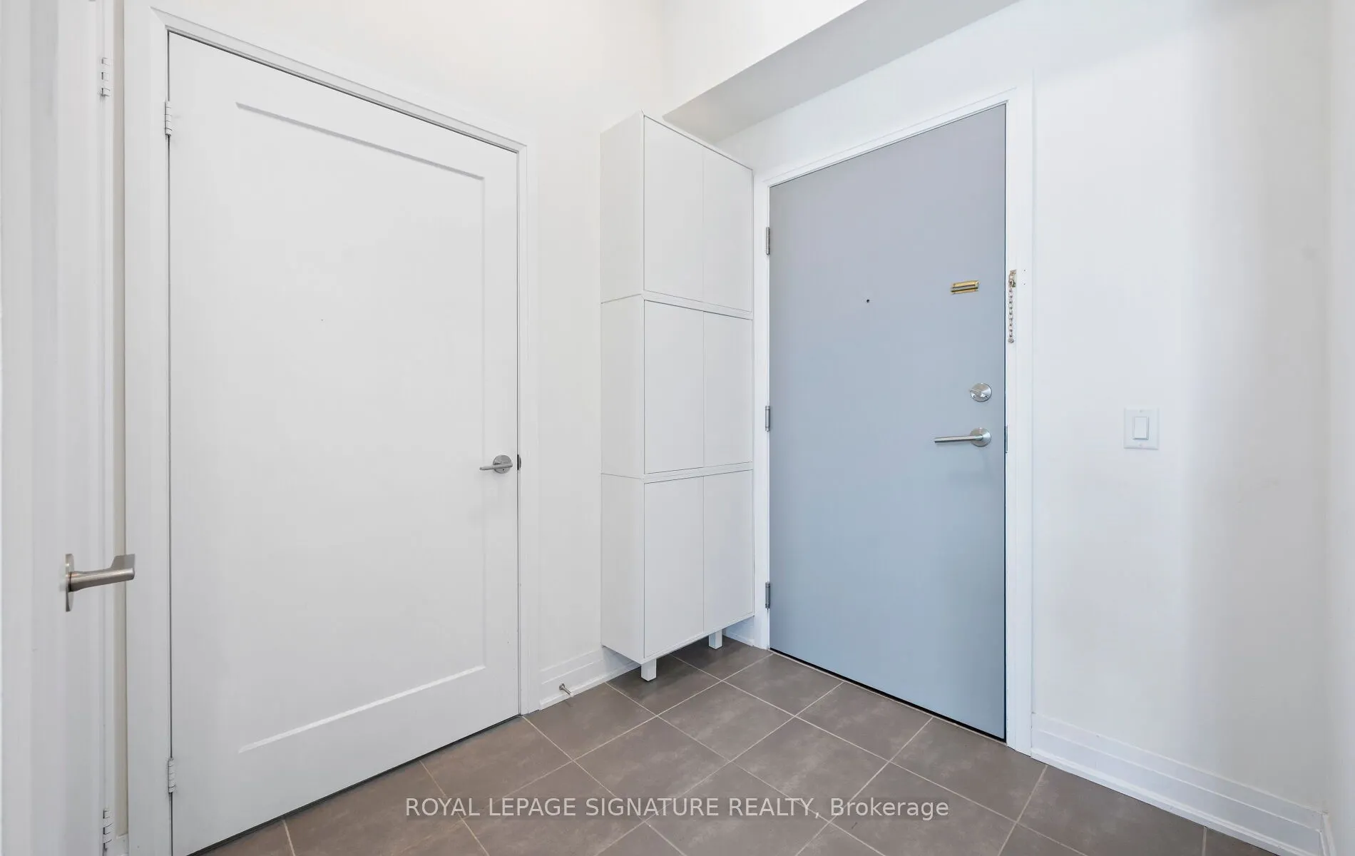 16 Concord Place, #628
