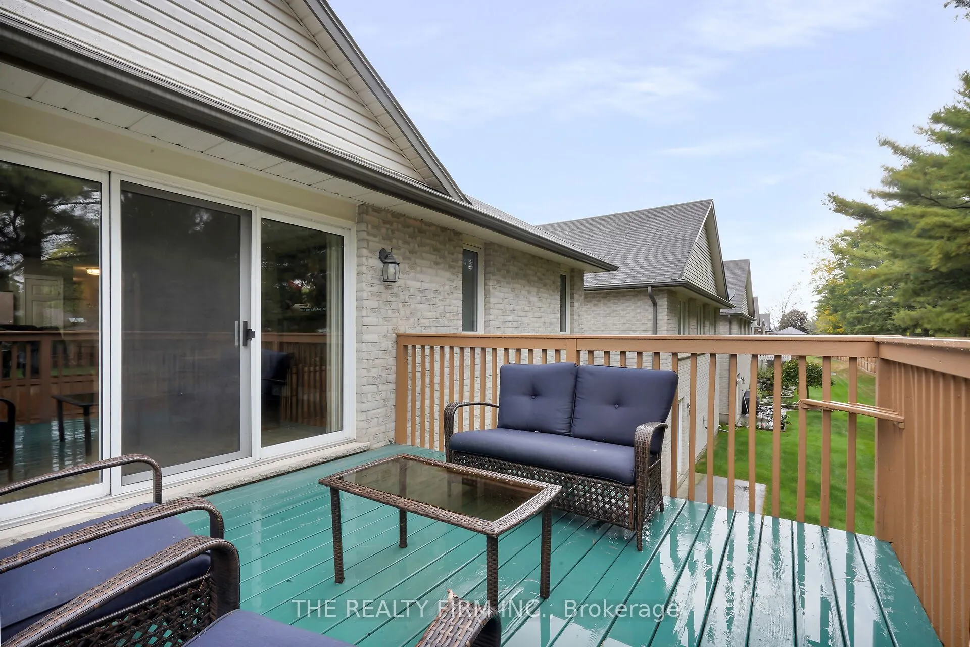20 Windemere Place, #17